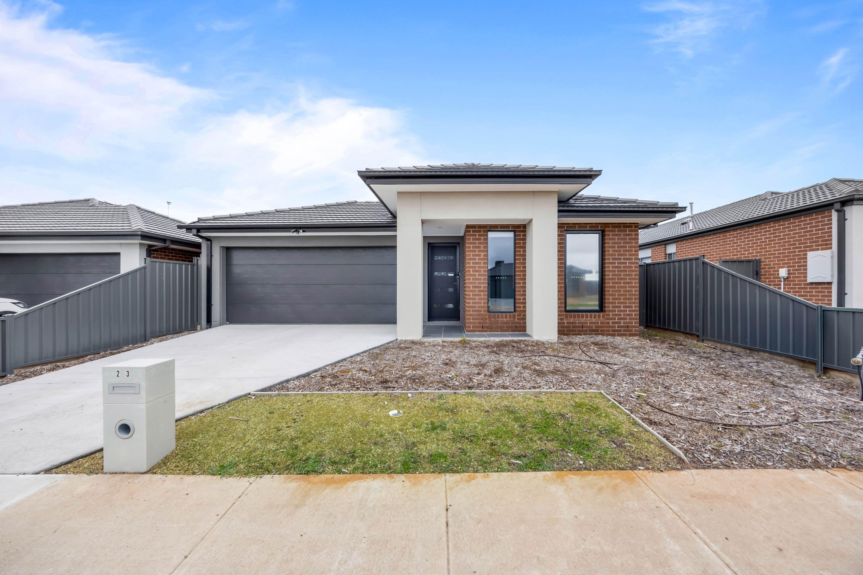 Prop-GPT: House:   Home For Rent