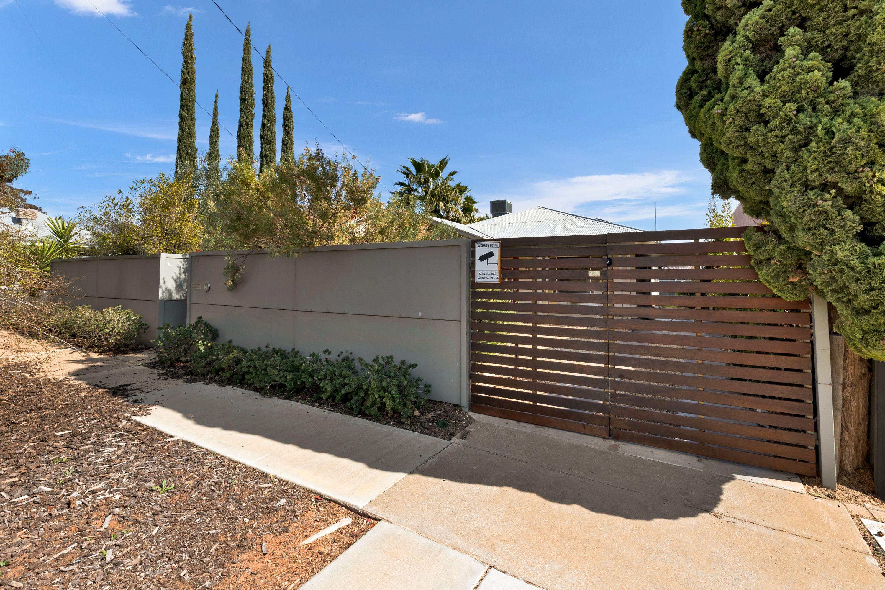 Prop-GPT: House: VIC Mildura, VIC 3500 Home For Rent