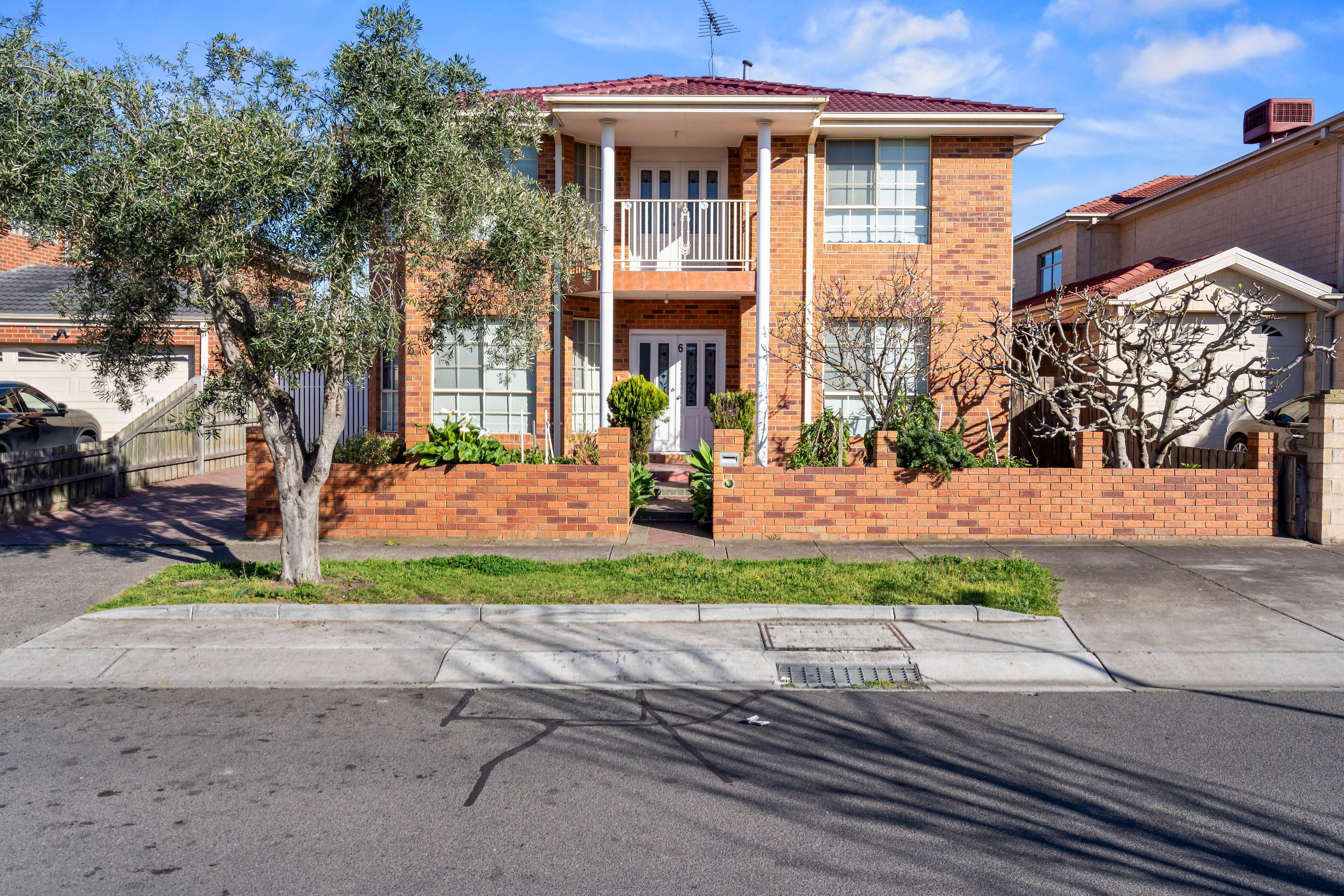 Prop-GPT: House: VIC Broadmeadows, VIC 3047 Home For Rent