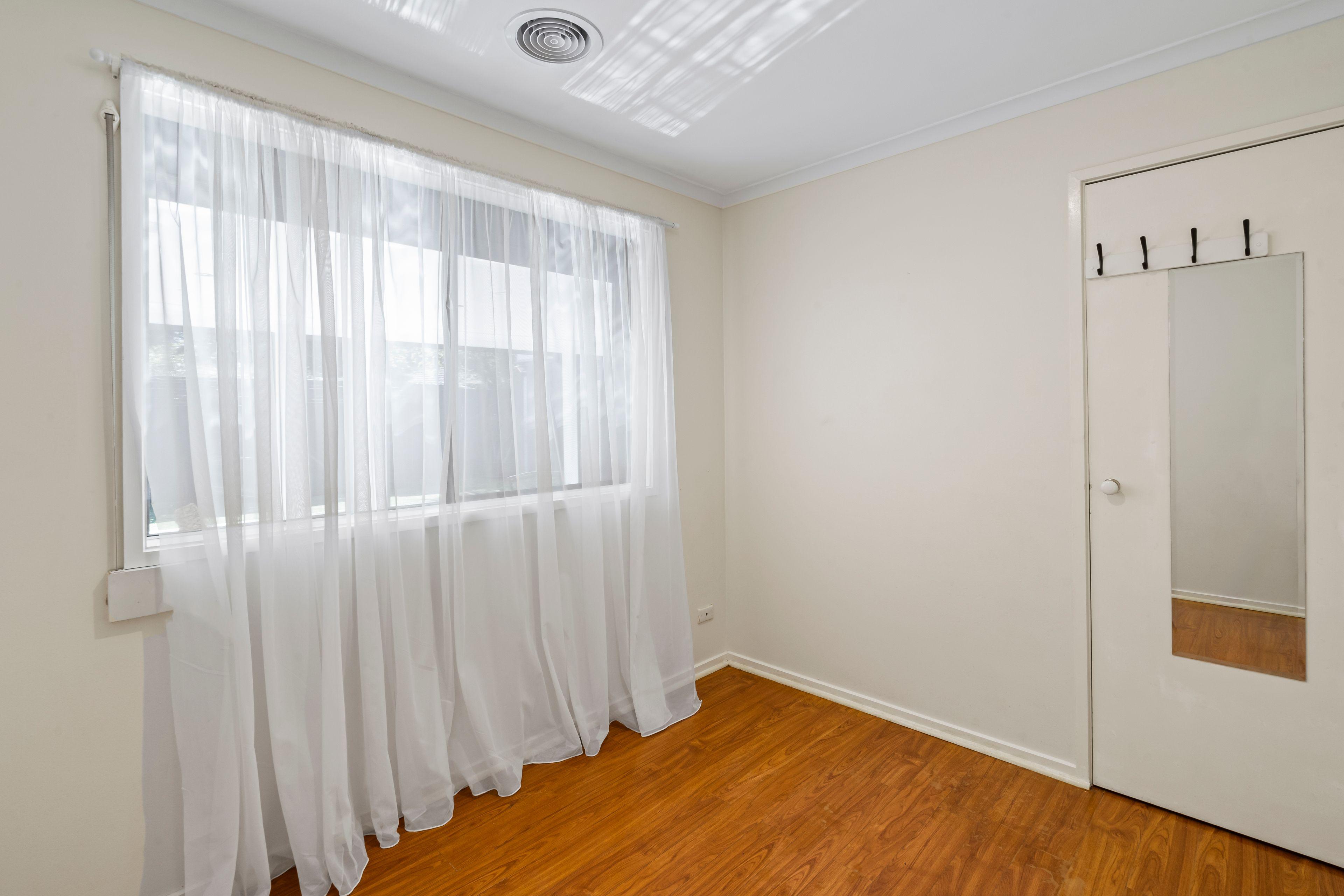 Discover Comfort & Style at 17 Cleeland Court