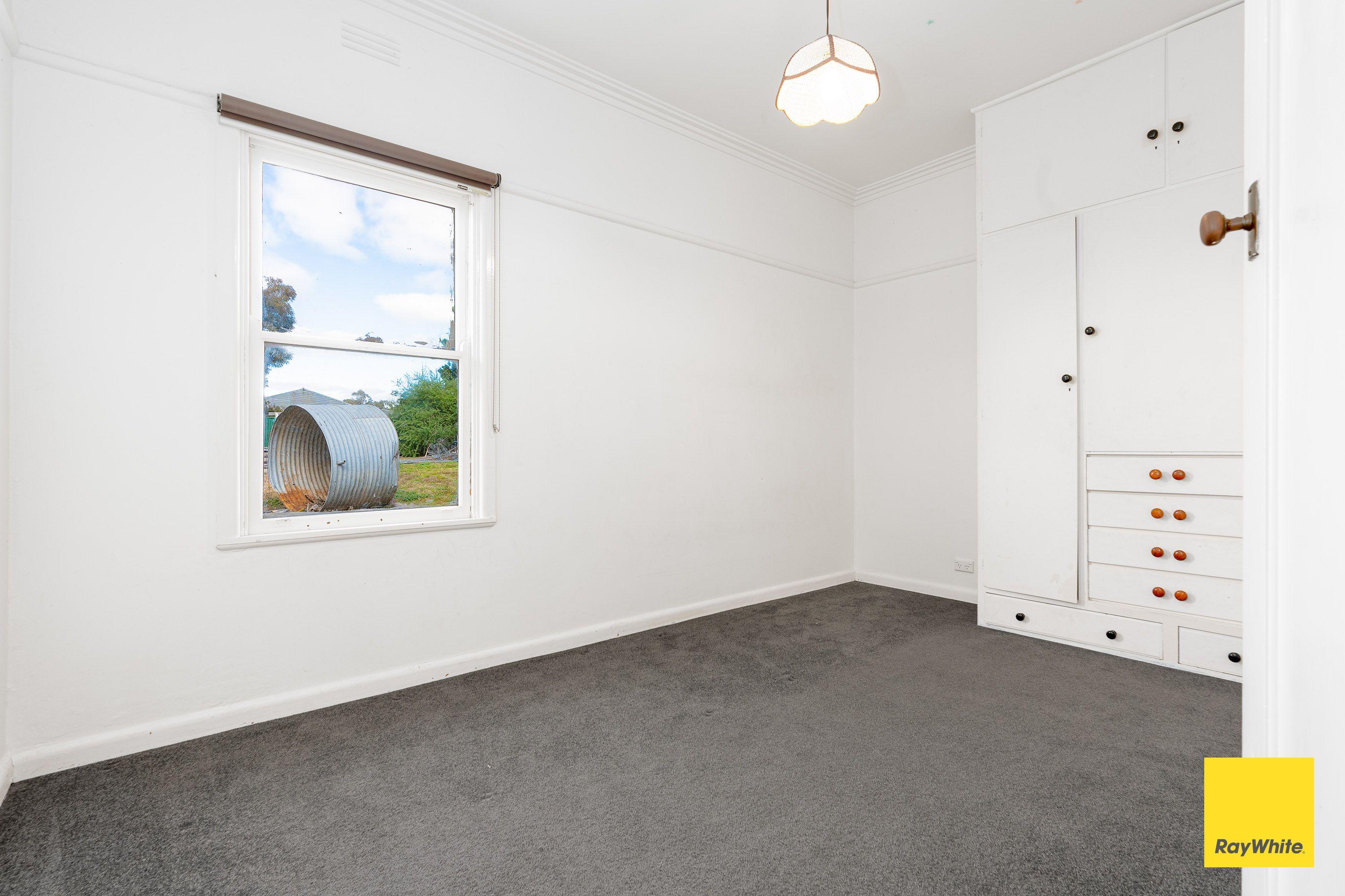 Discover Tranquility: Lease Your Serene Haven in Sutton Grange's Enchanted Landscape