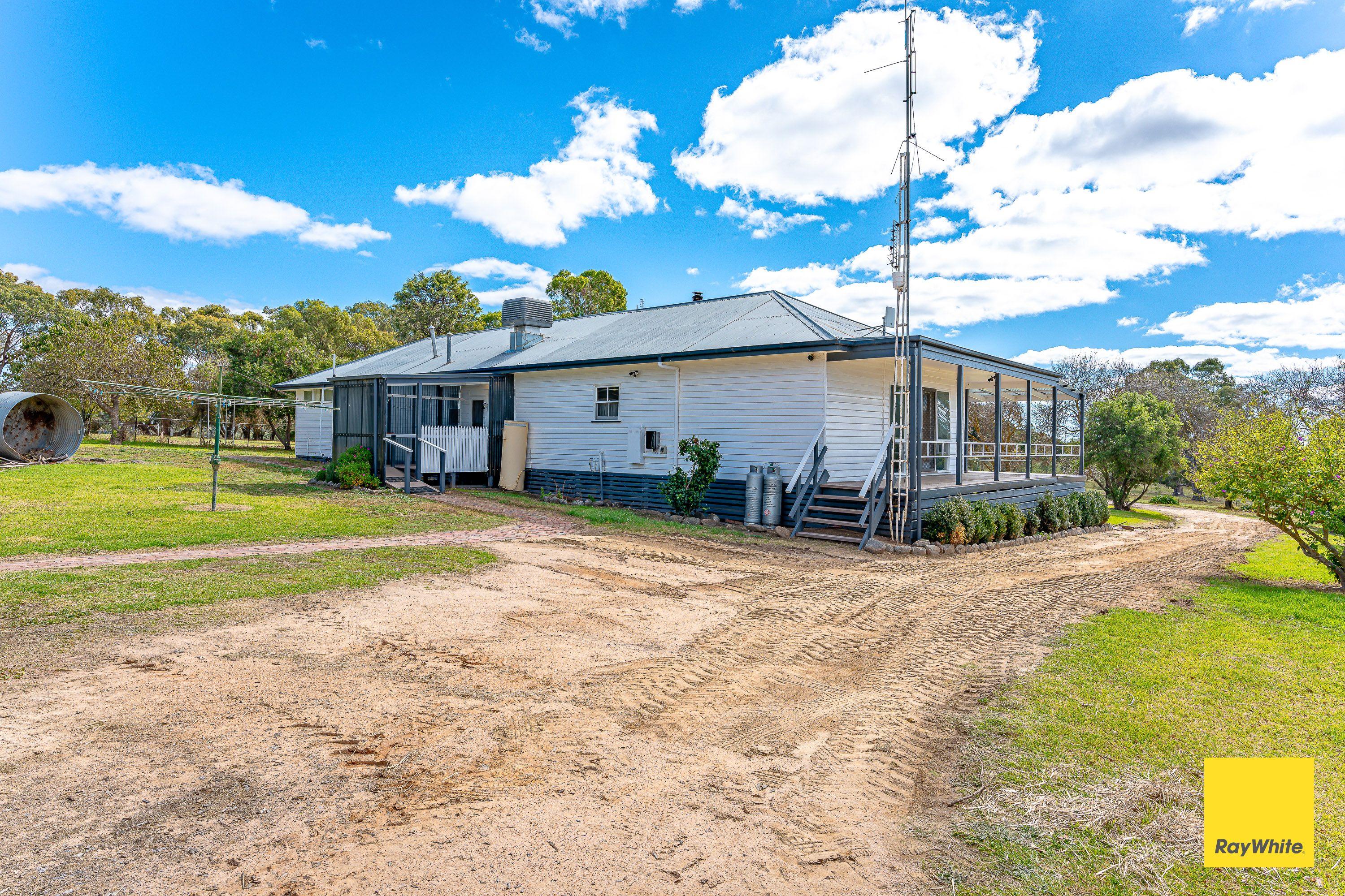 Discover Tranquility: Lease Your Serene Haven in Sutton Grange's Enchanted Landscape