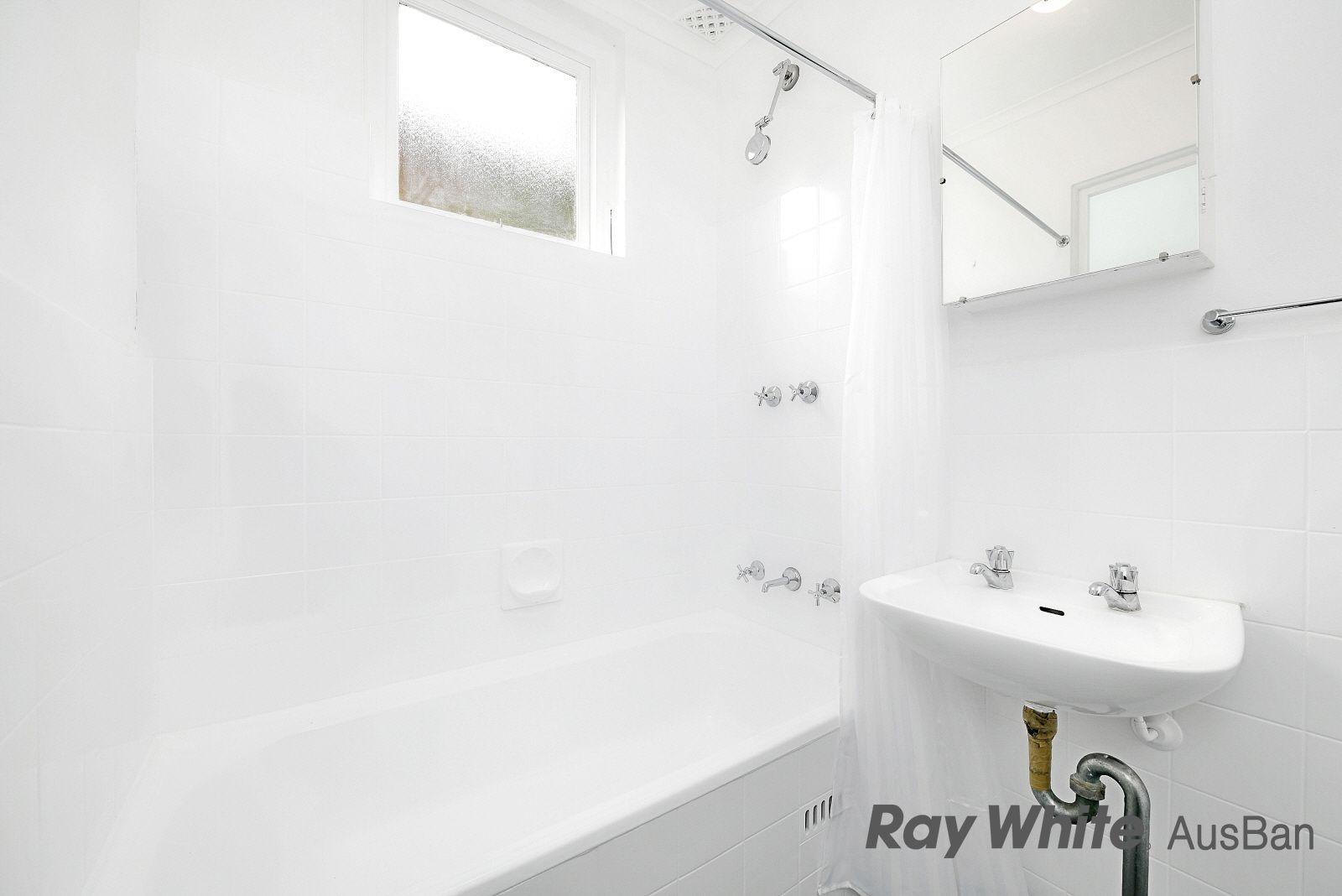 Cozy Two-Bedroom Unit!!