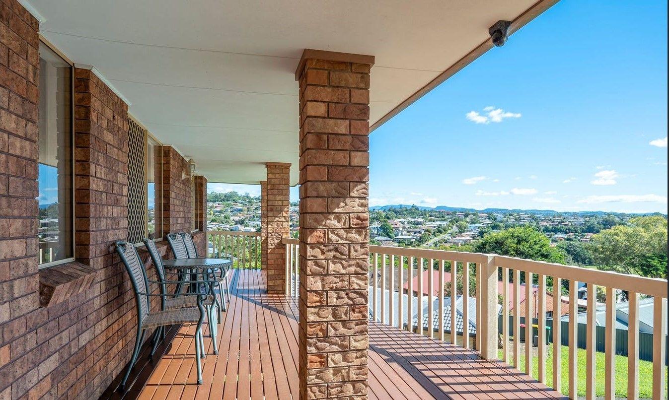 Prop-GPT: House: NSW Banora Point, NSW 2486 Home For Rent