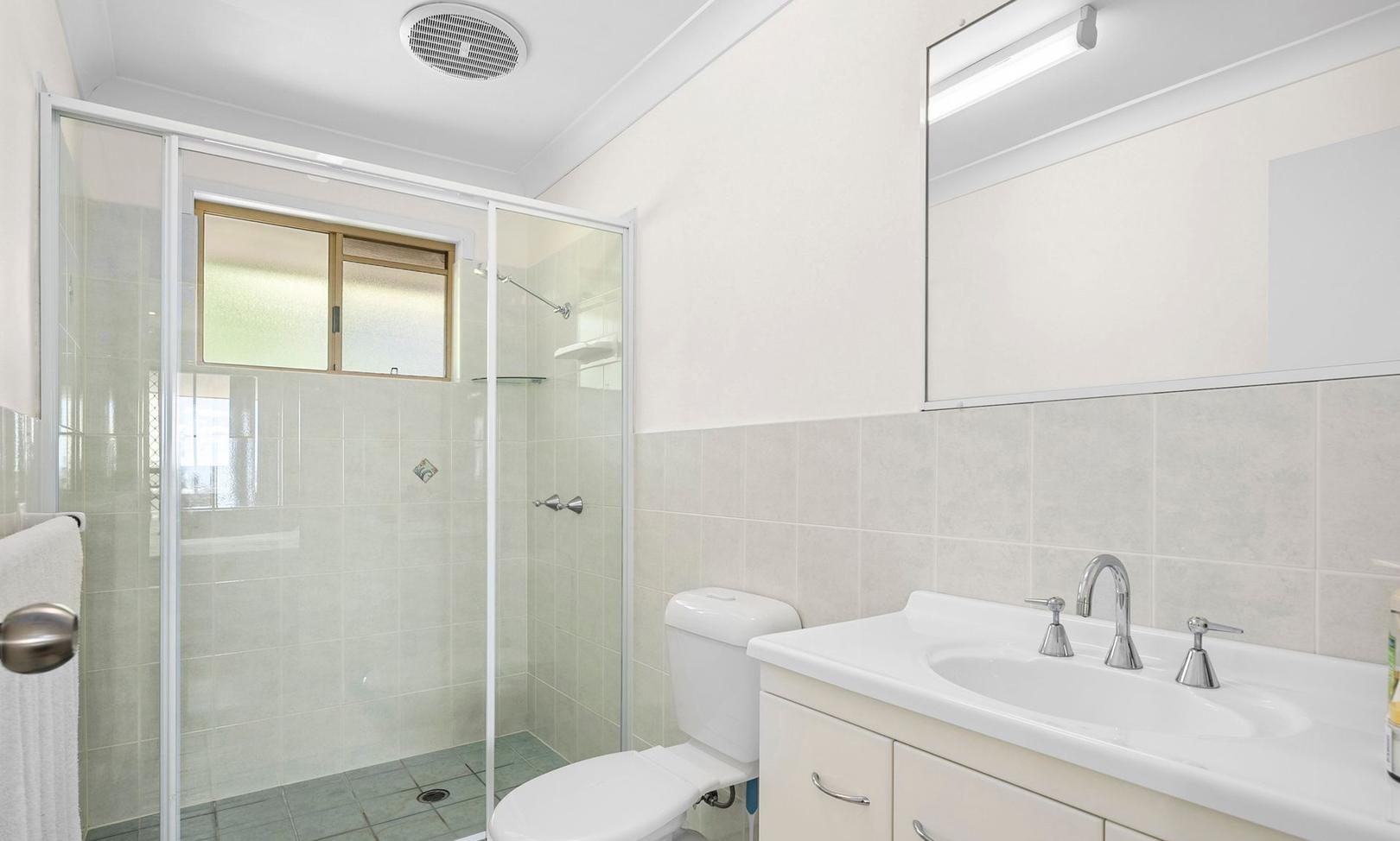 House for Rent: Banora Point, NSW 2486, NSW, 2486