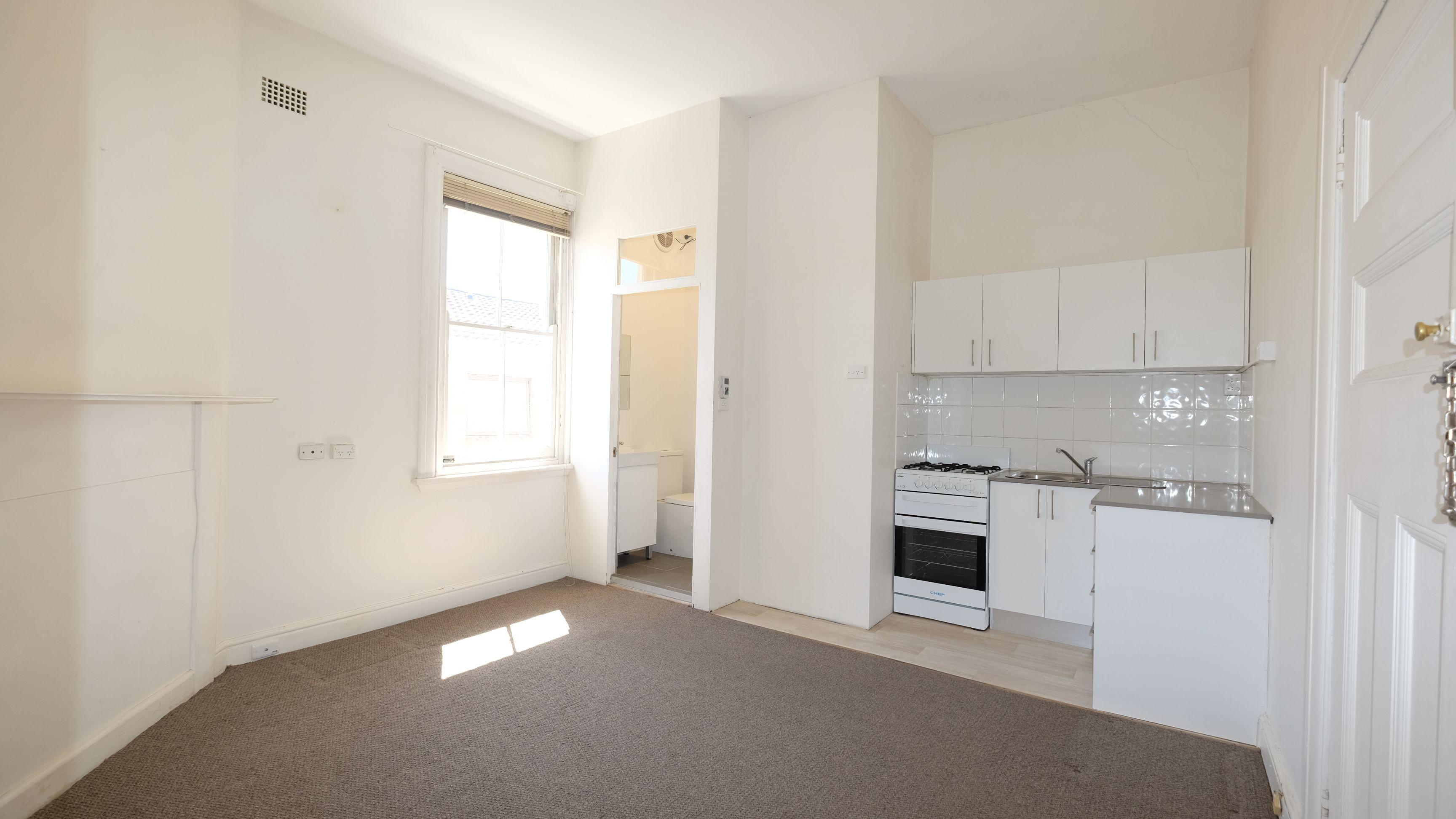 Prop-GPT: Apartment: NSW South Coogee, NSW 2034 Home For Rent