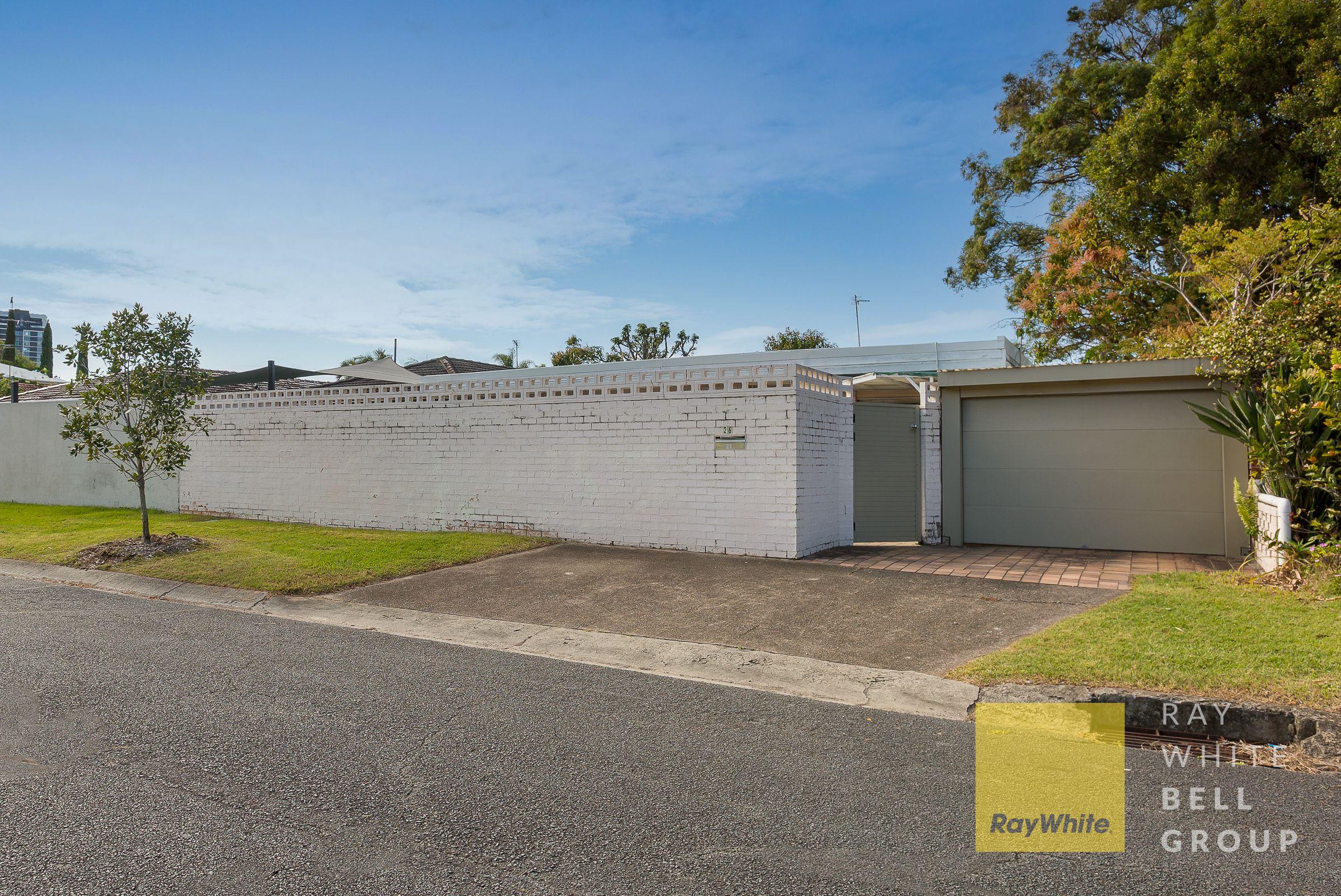Prop-GPT: House: QLD Mermaid Waters, QLD 4218 Home For Rent