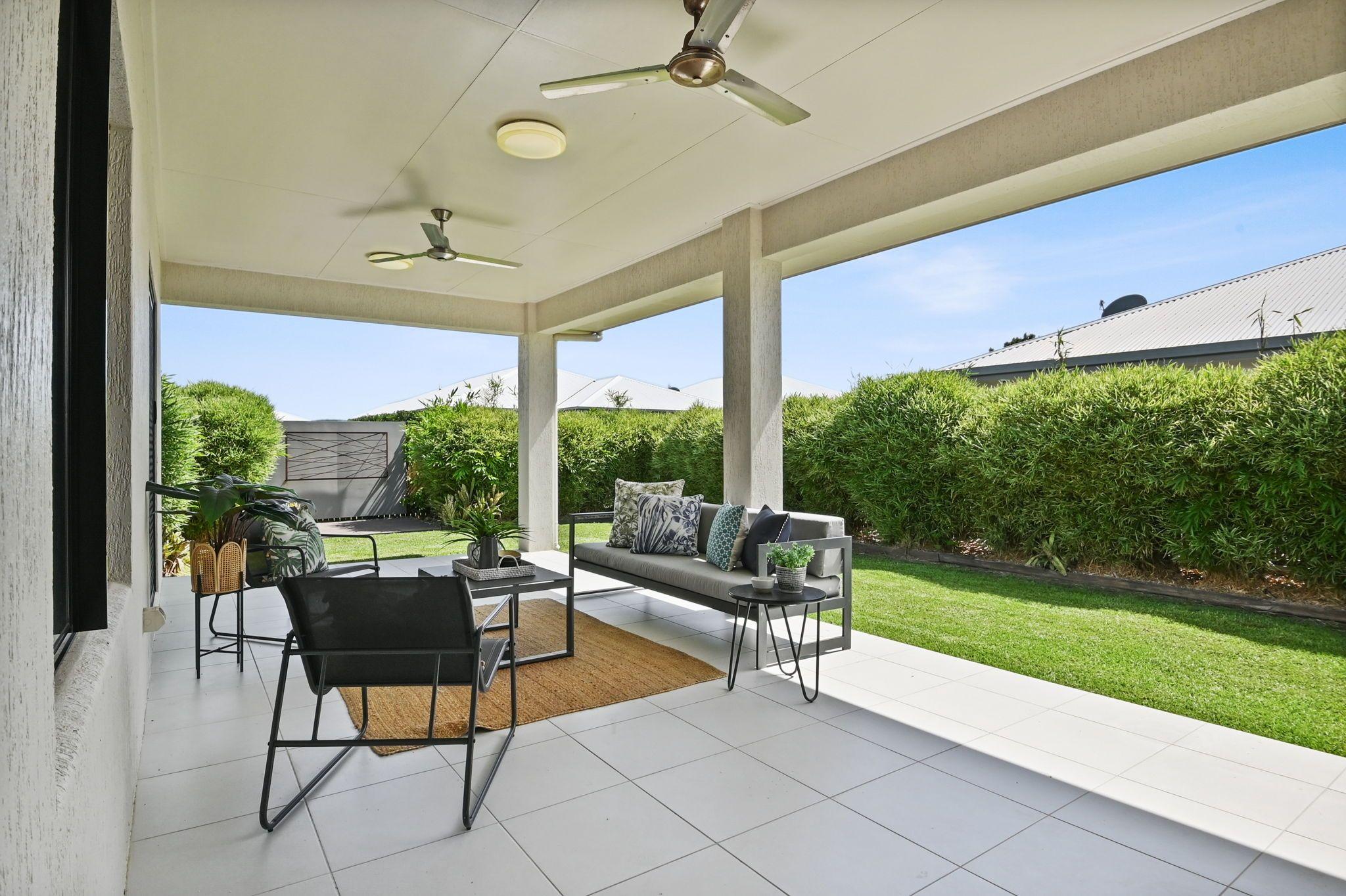 Modern Luxury Meets Outdoor Bliss - 4-Bed, 2-Bath Beauty in Mount Low!