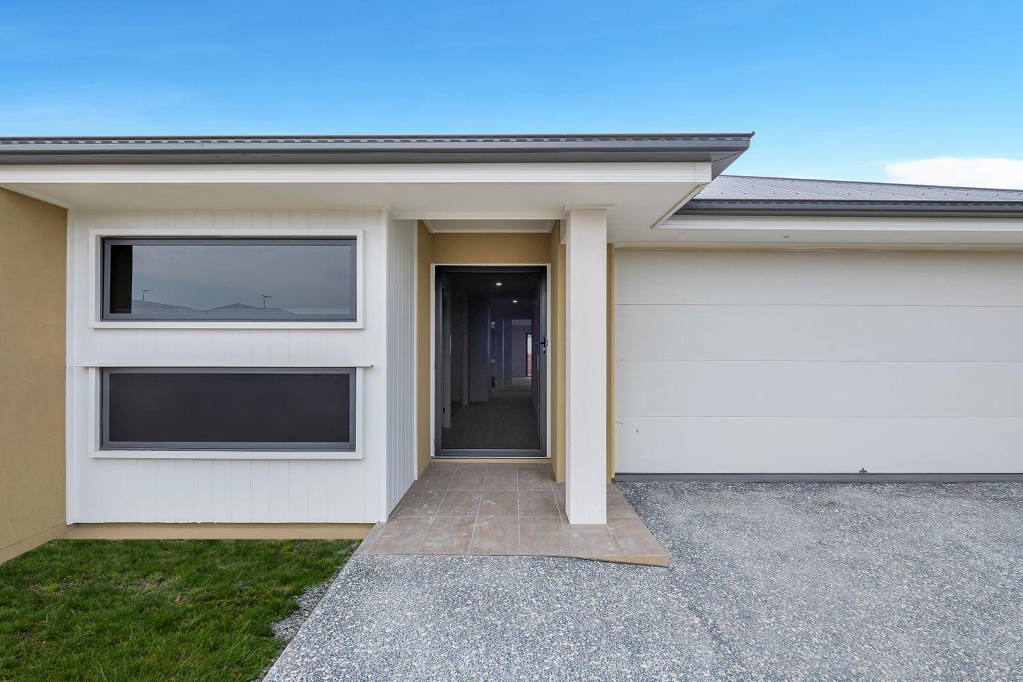 Prop-GPT: House: QLD Park Ridge, QLD 4125 Queensland 4125