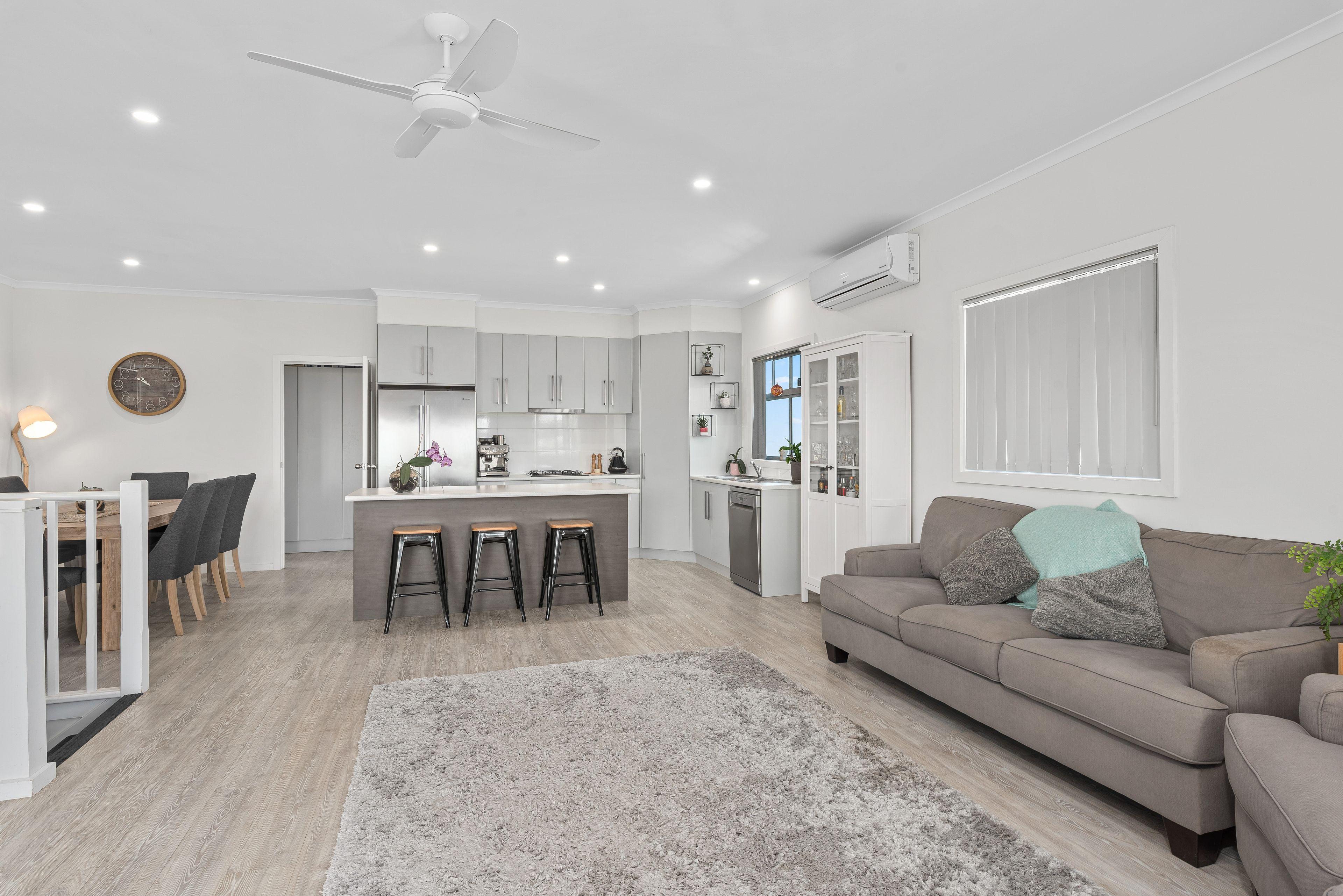 Modern two storey living in Port Noarlunga South