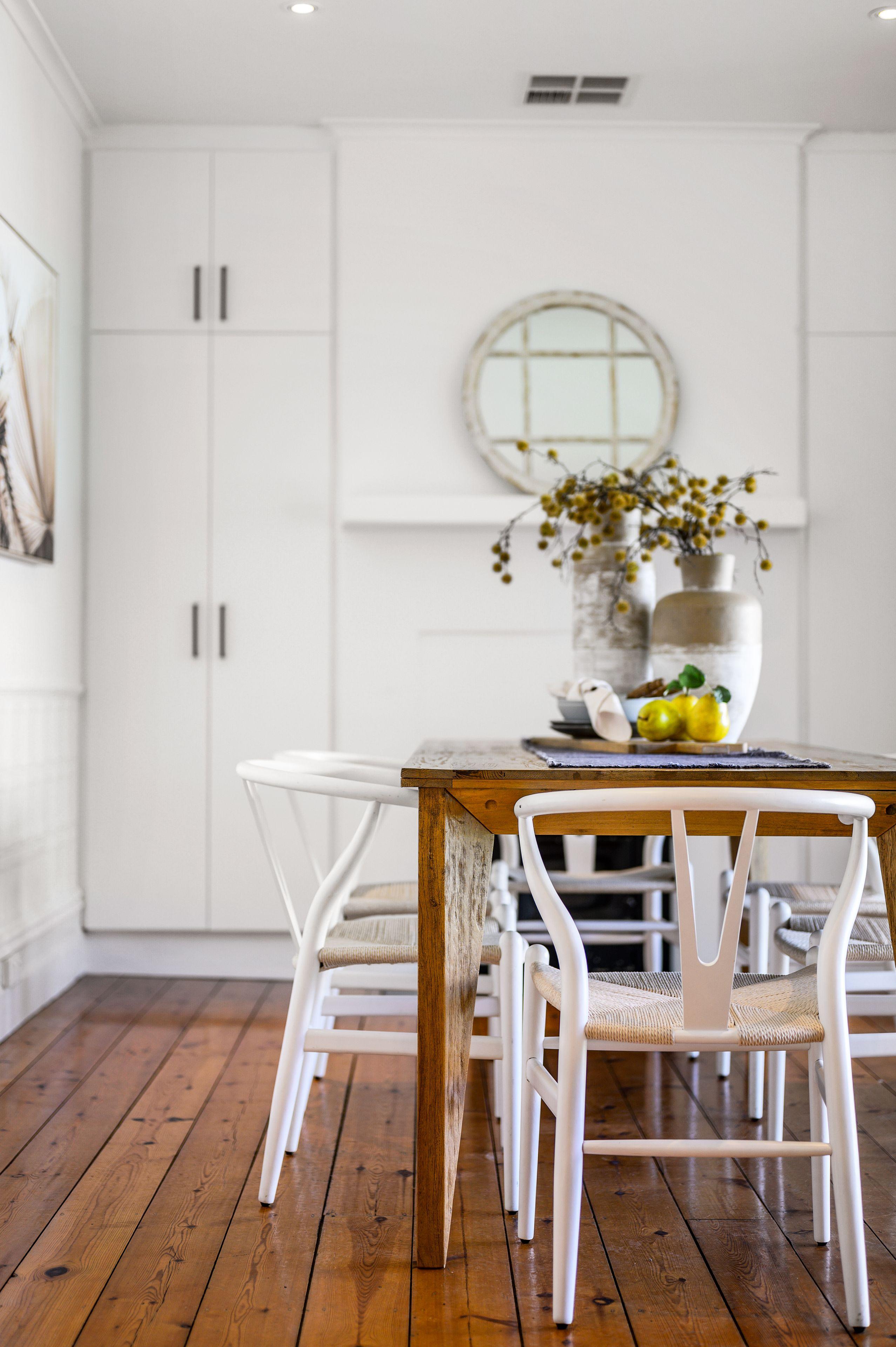 CHARACTER VILLA IN BEACHSIDE SUBURB!