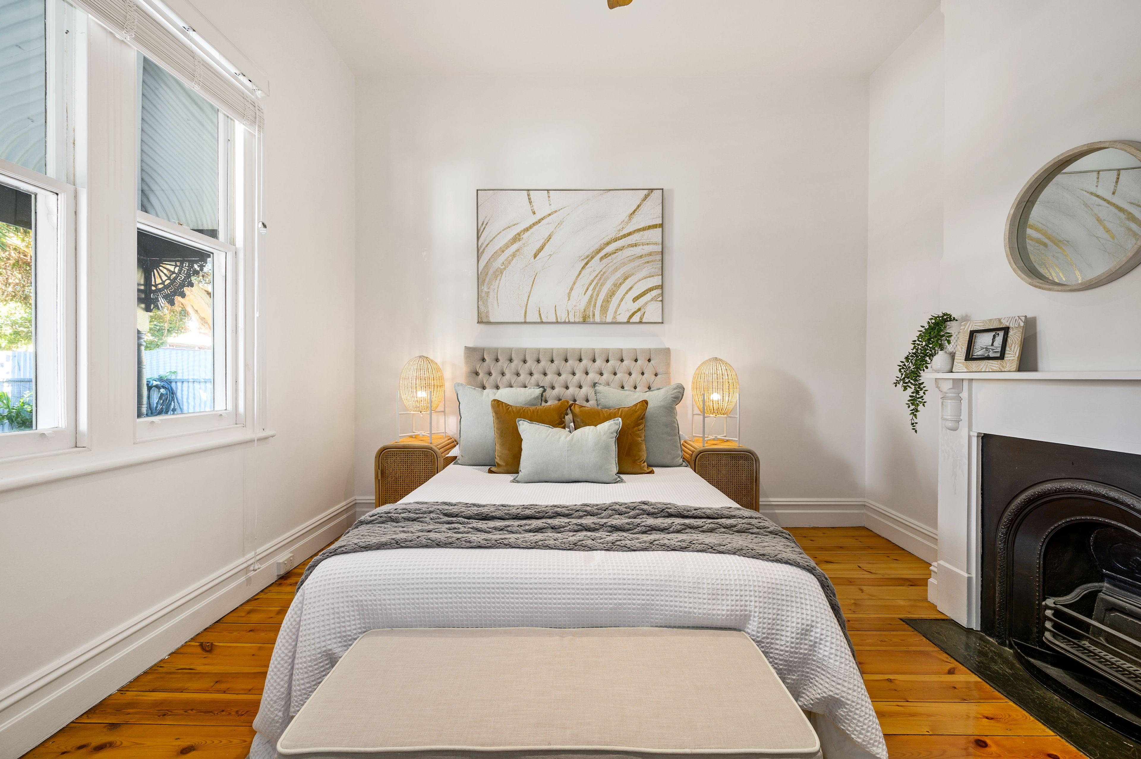 CHARACTER VILLA IN BEACHSIDE SUBURB!