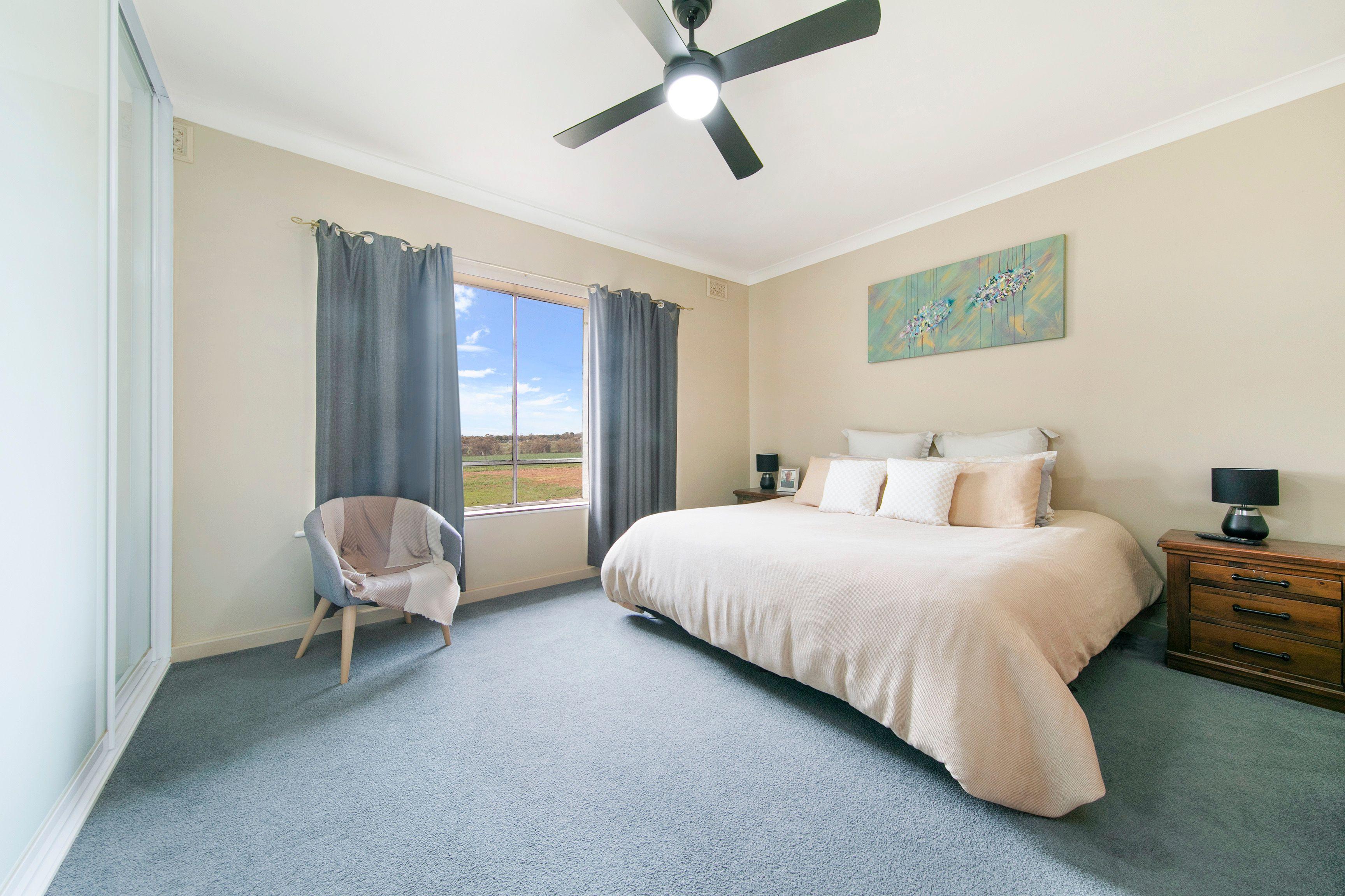 Grazing, Cropping and Country Living with Outlooks to Match