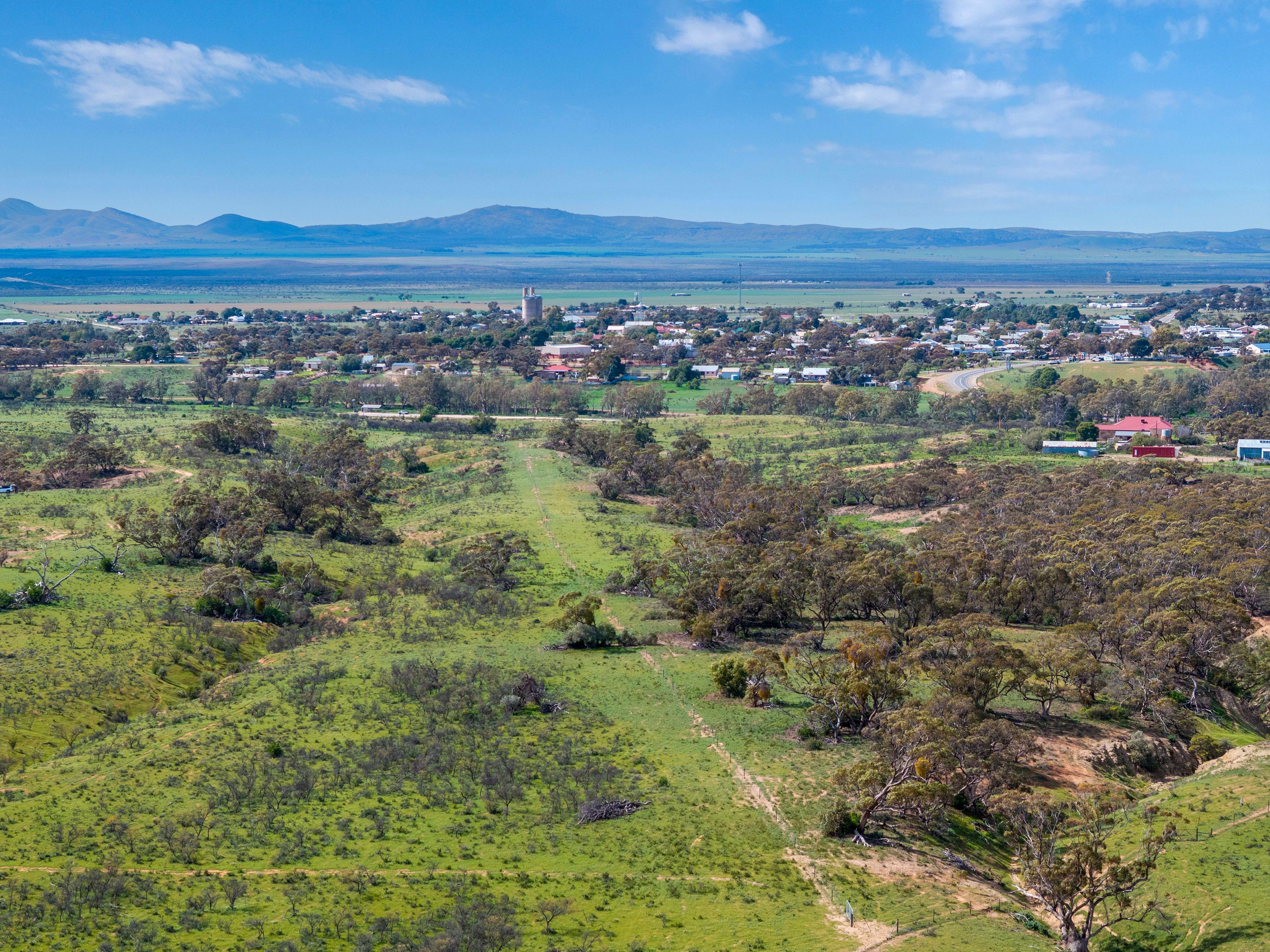 Grazing, Cropping and Country Living with Outlooks to Match