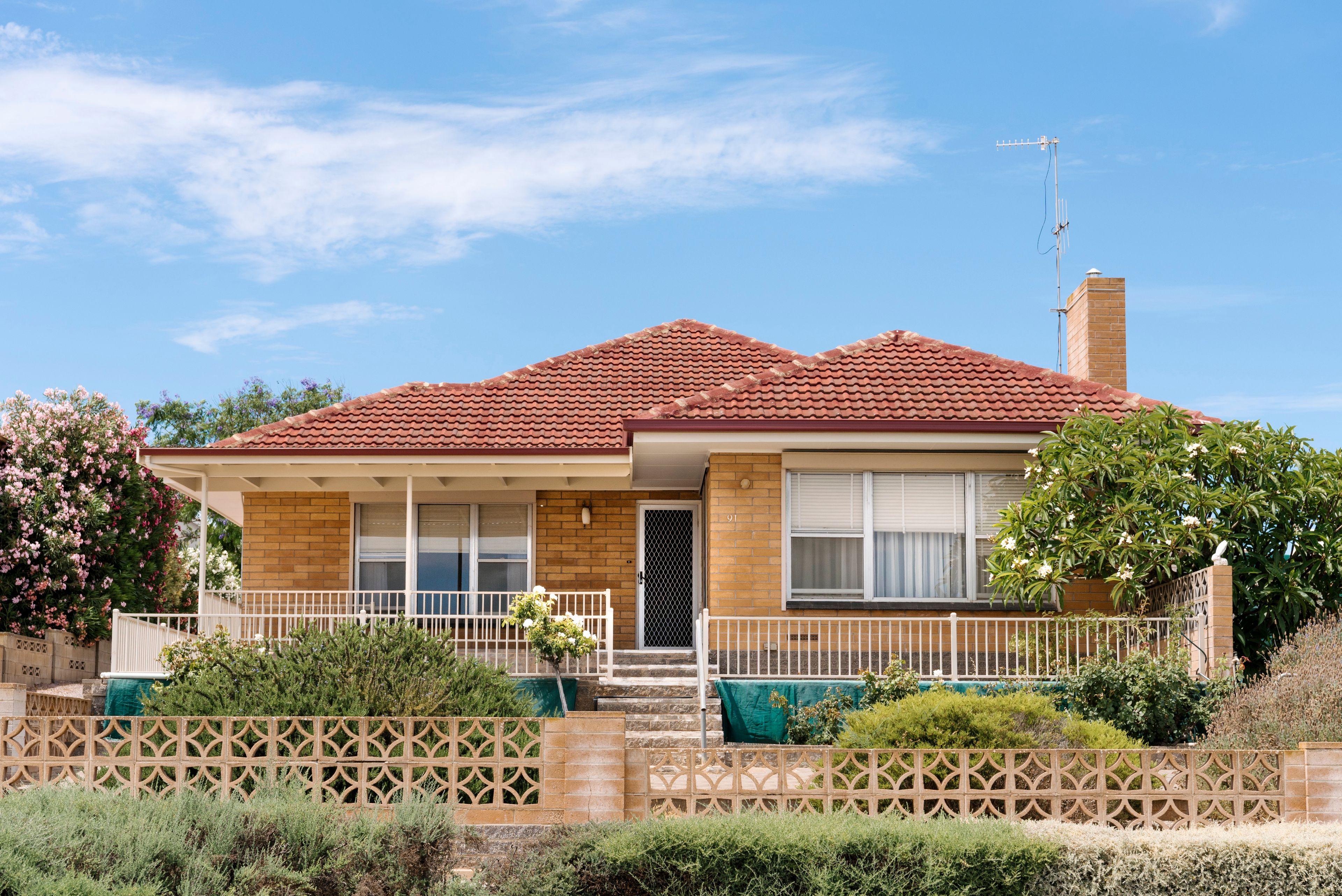 Prop-GPT: House: SA Streaky Bay, SA 5680 Home For Rent