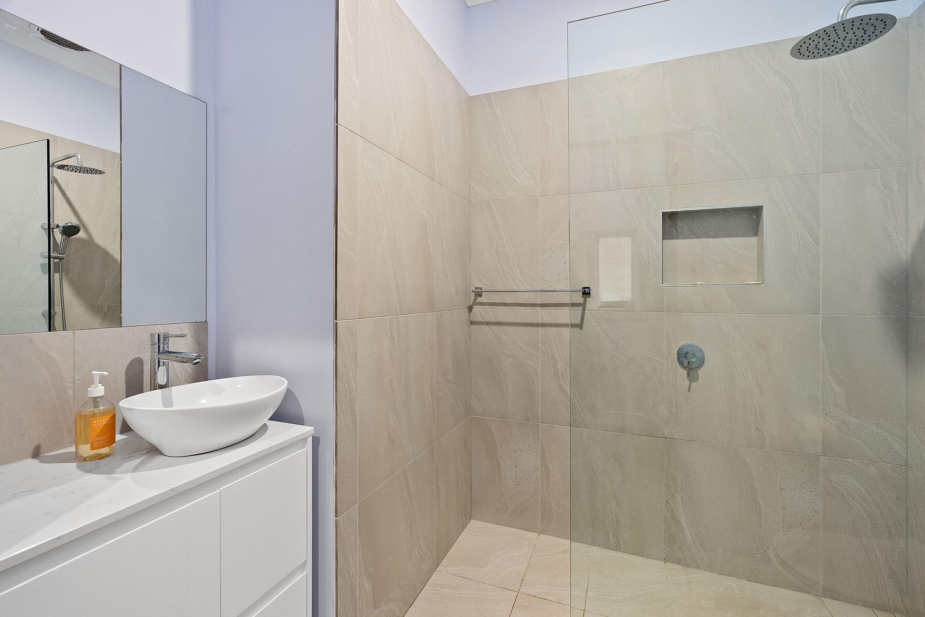 CLASSIC MEETS MODERN IN THE PERFECT LOCATION