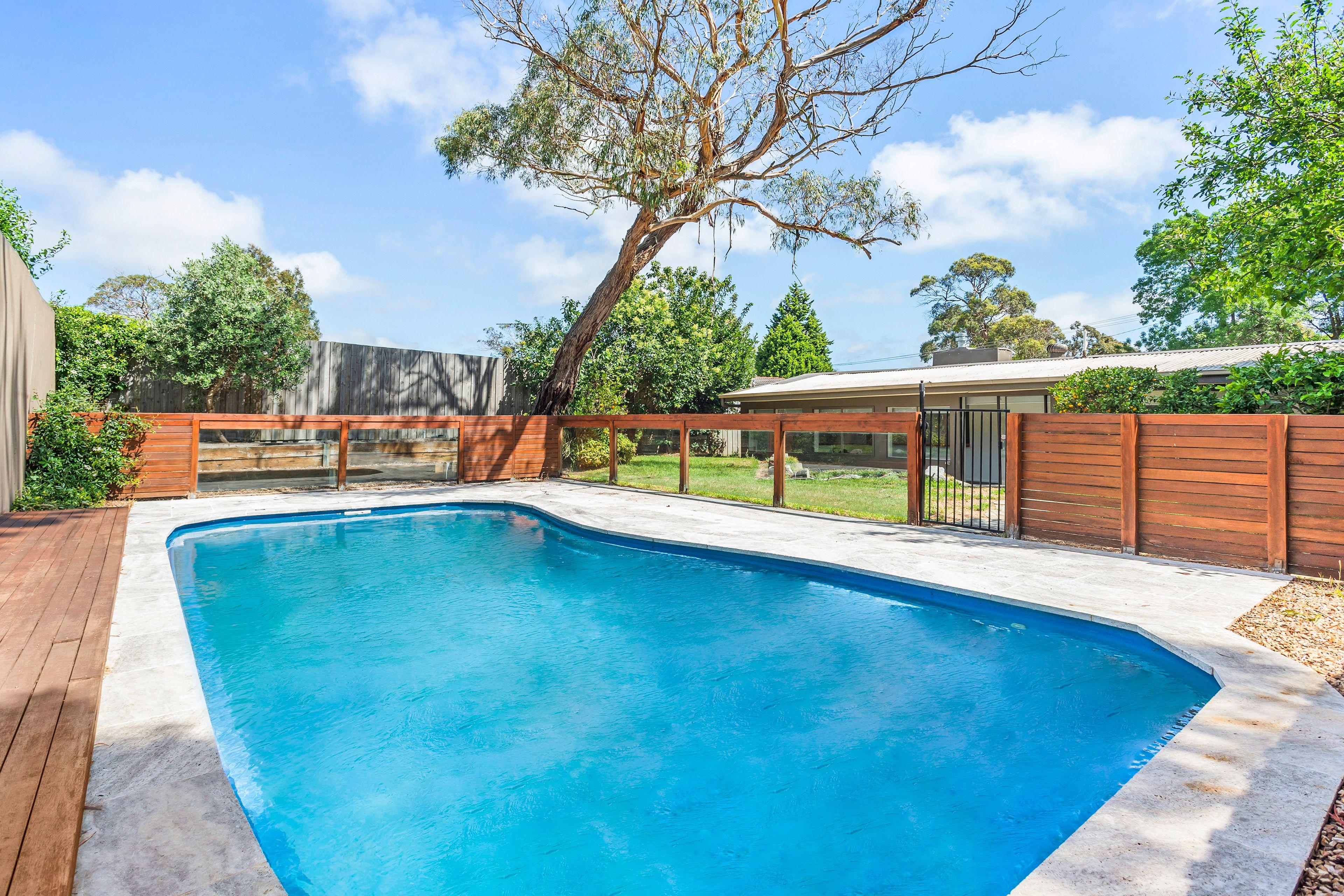 Four-Bedroom Contemporary Oasis for Rent