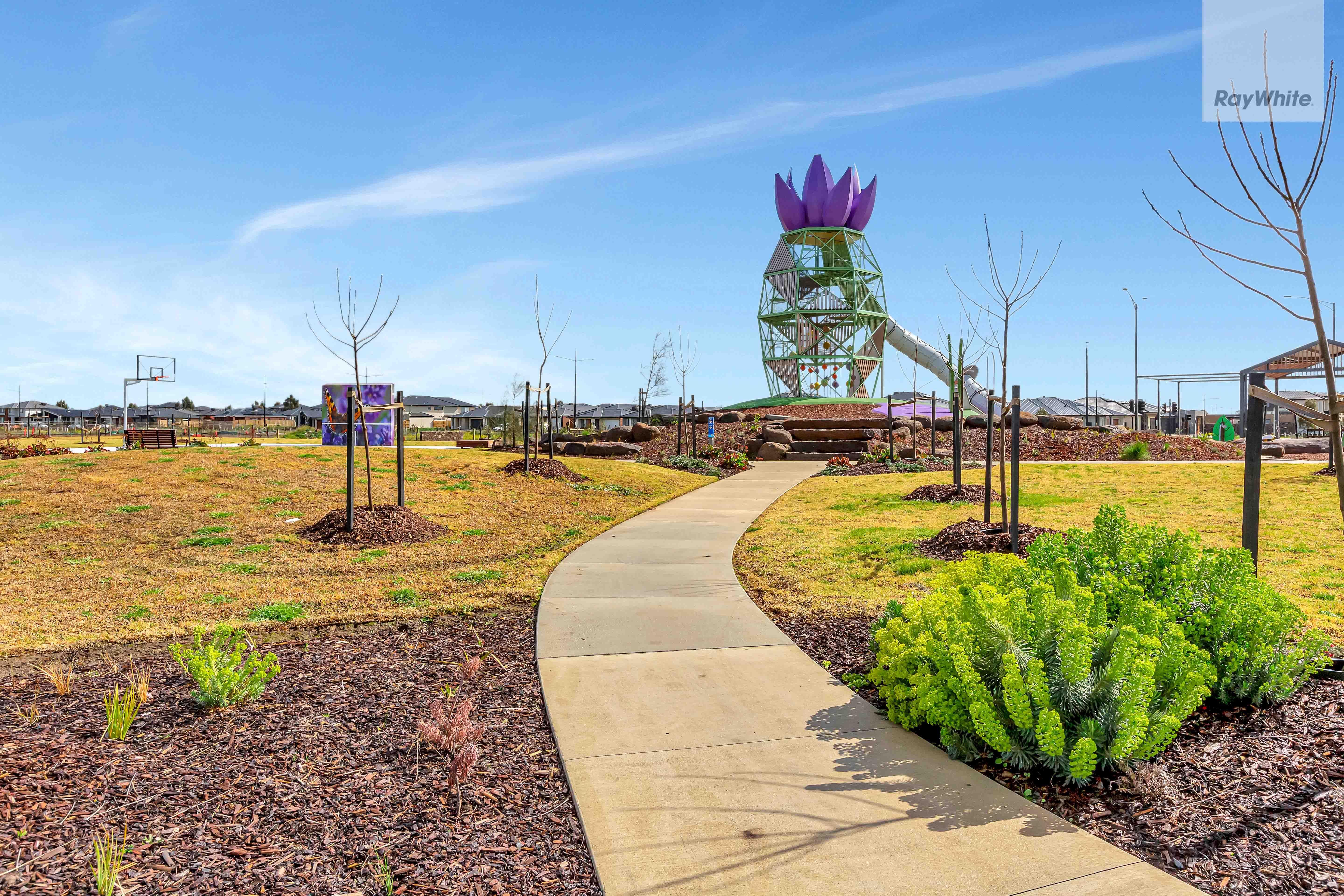 Stylish, Simple Living