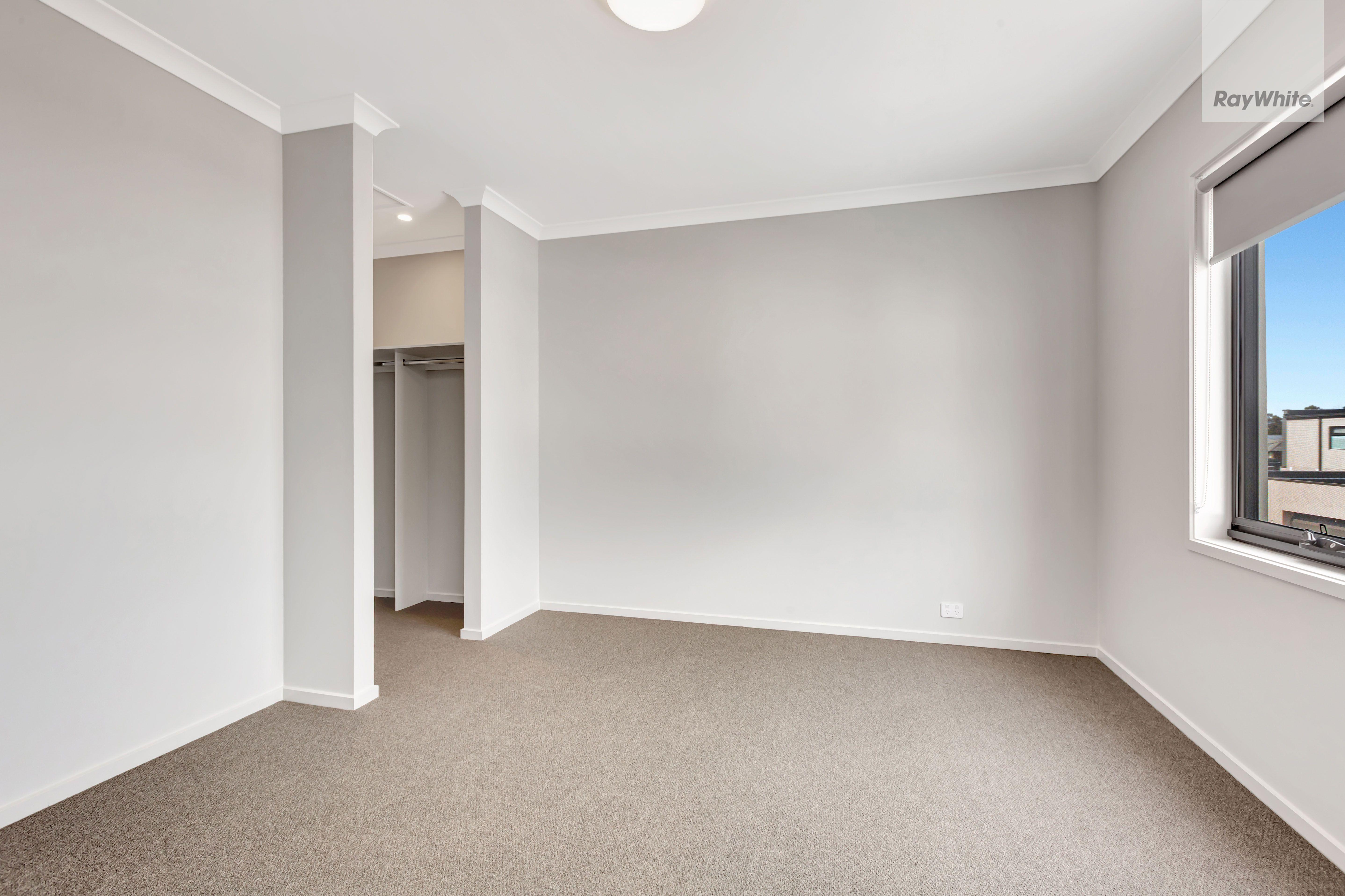 Stylish, Simple Living