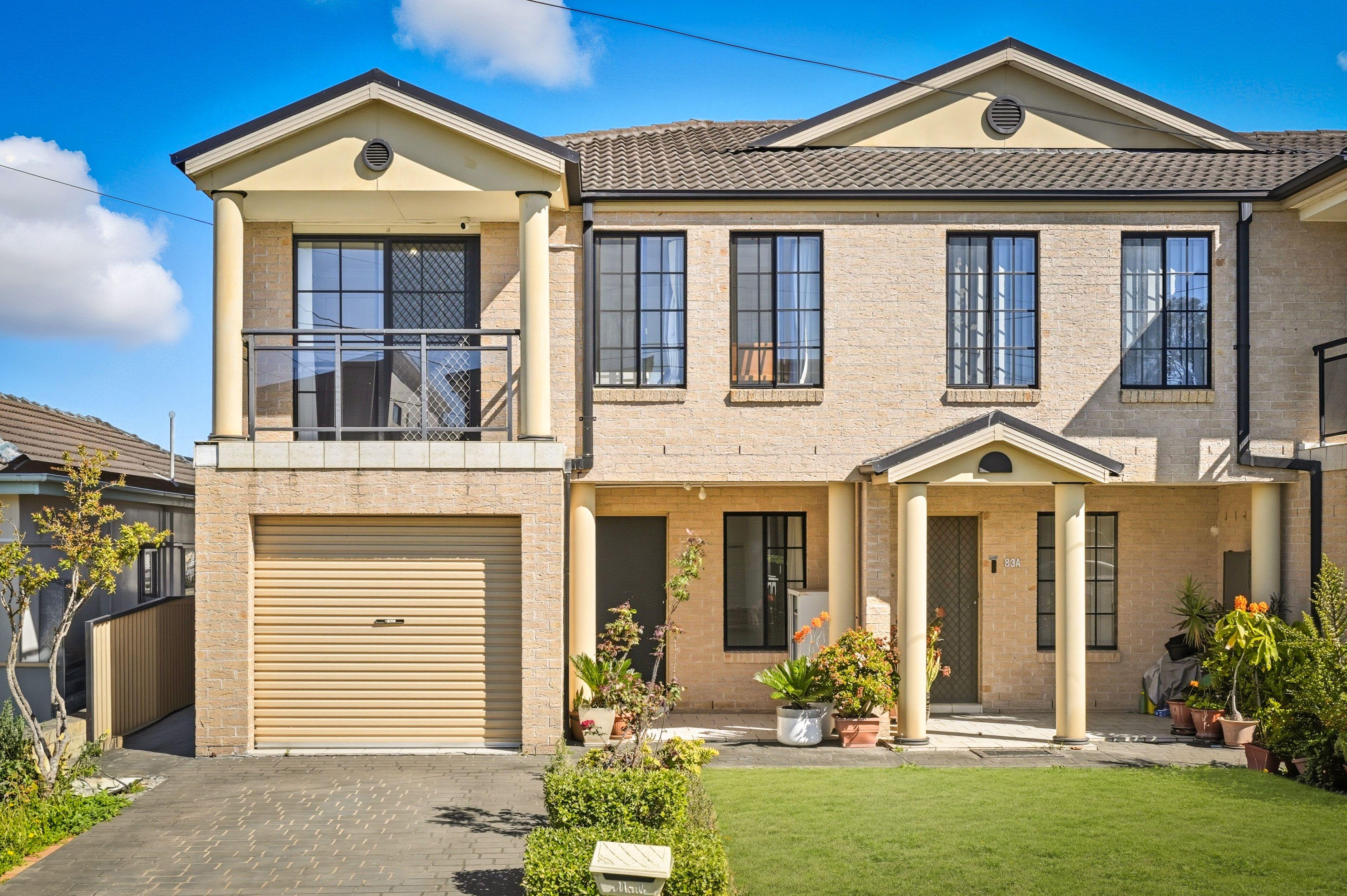 Prop-GPT: House: NSW Fairfield West, NSW 2165 Home For Rent