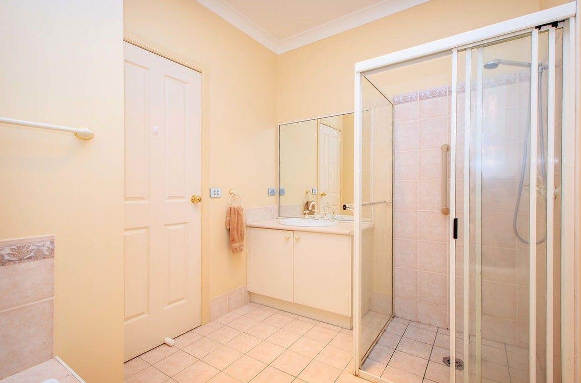 Effortless Living in a Prime Albury Position