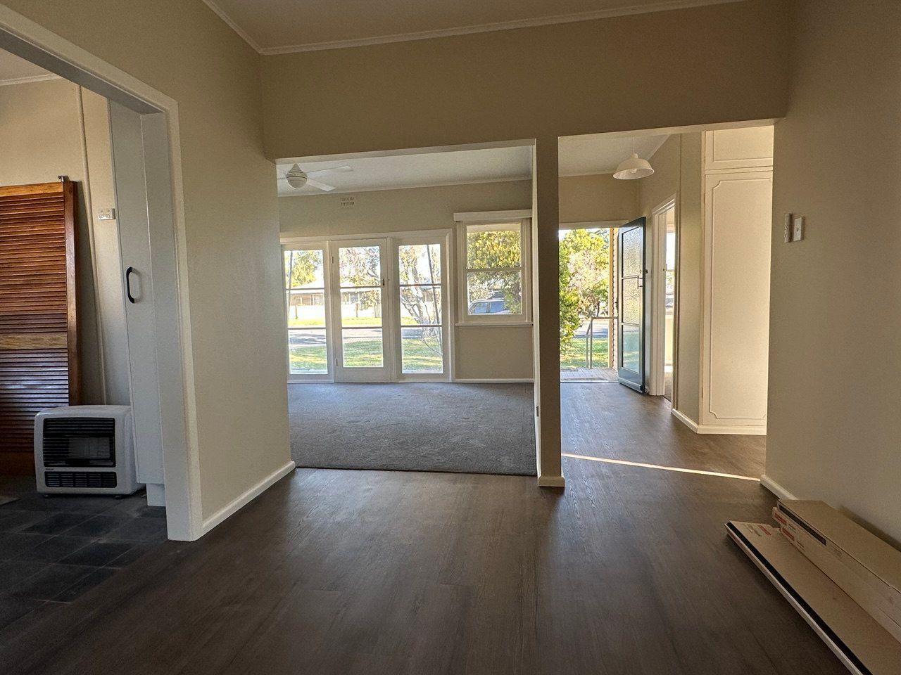 Ray White Forbes - 02 68511411