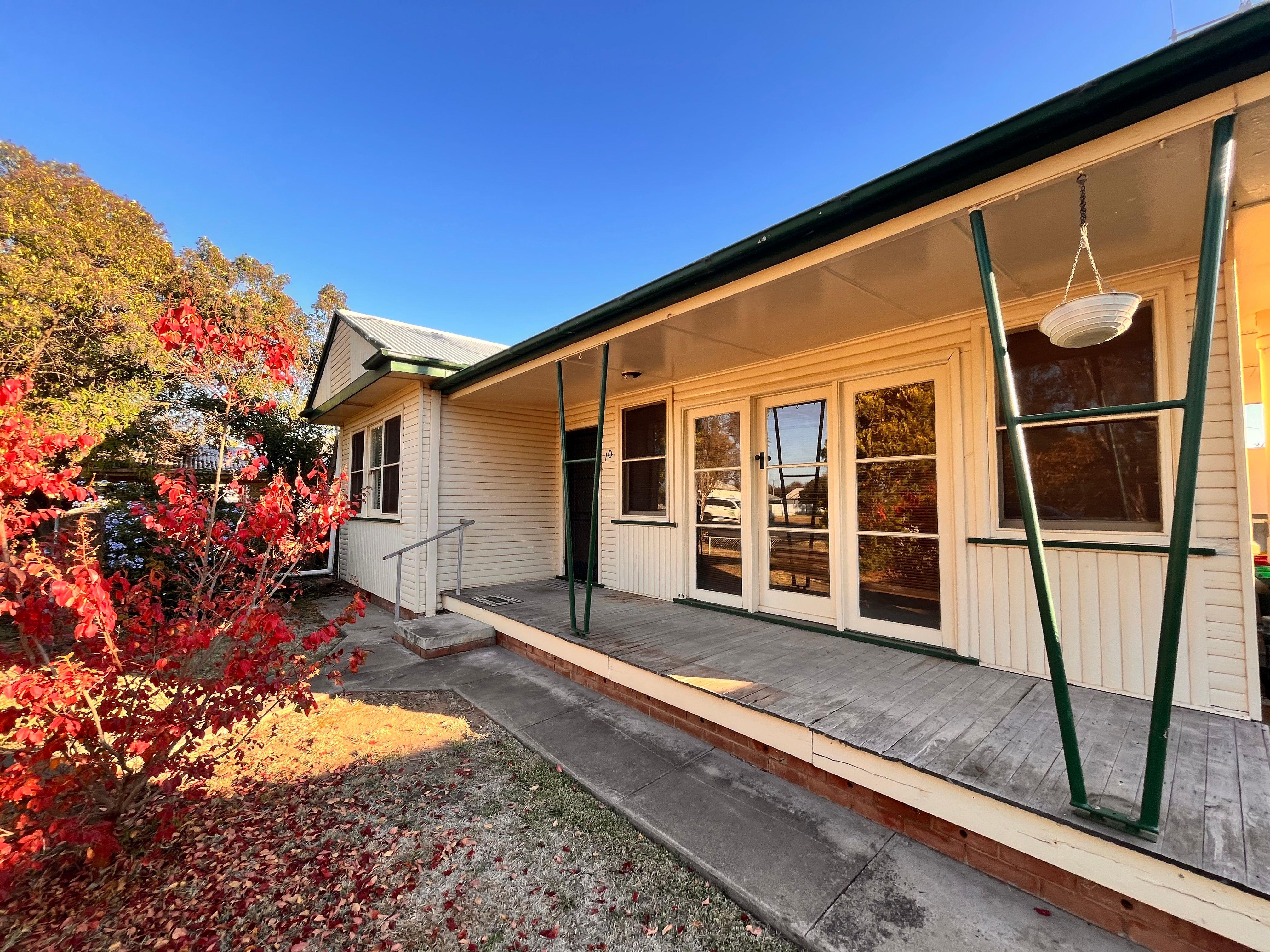 Ray White Forbes - 02 68511411