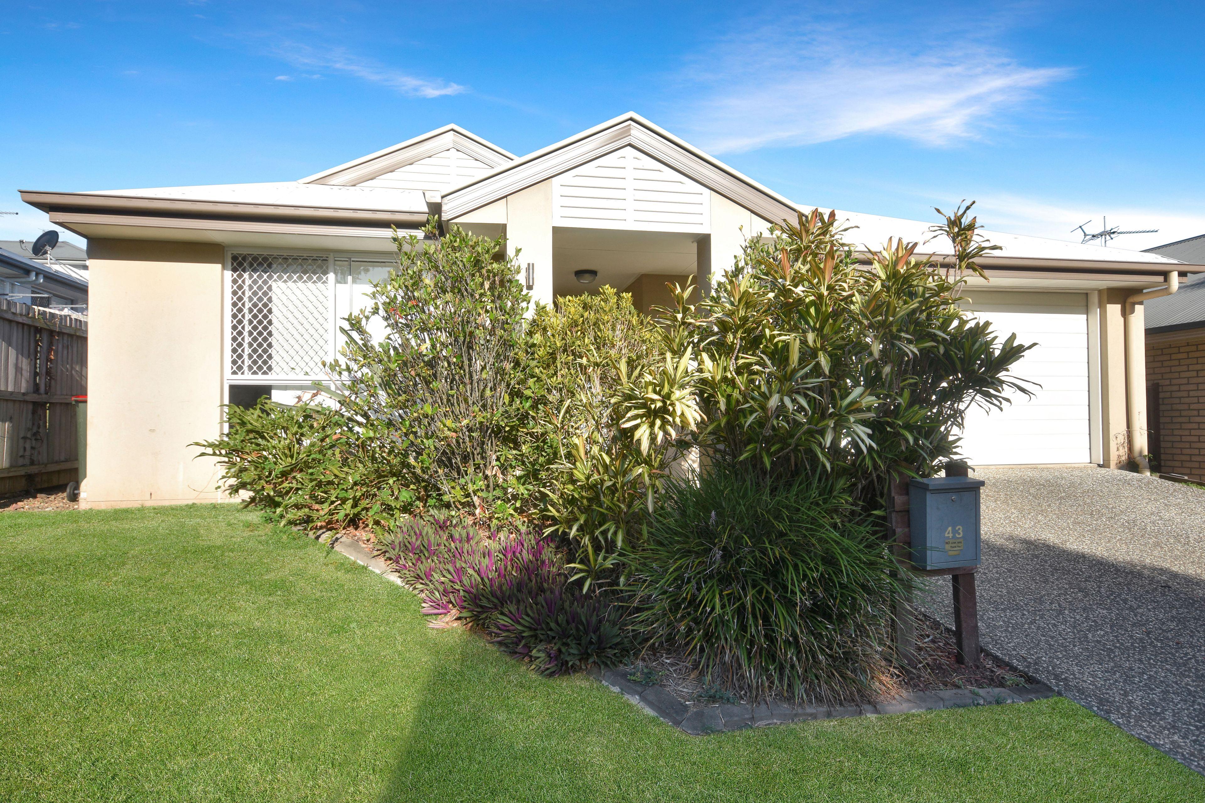Prop-GPT: House: QLD Griffin, QLD 4503 Home For Rent