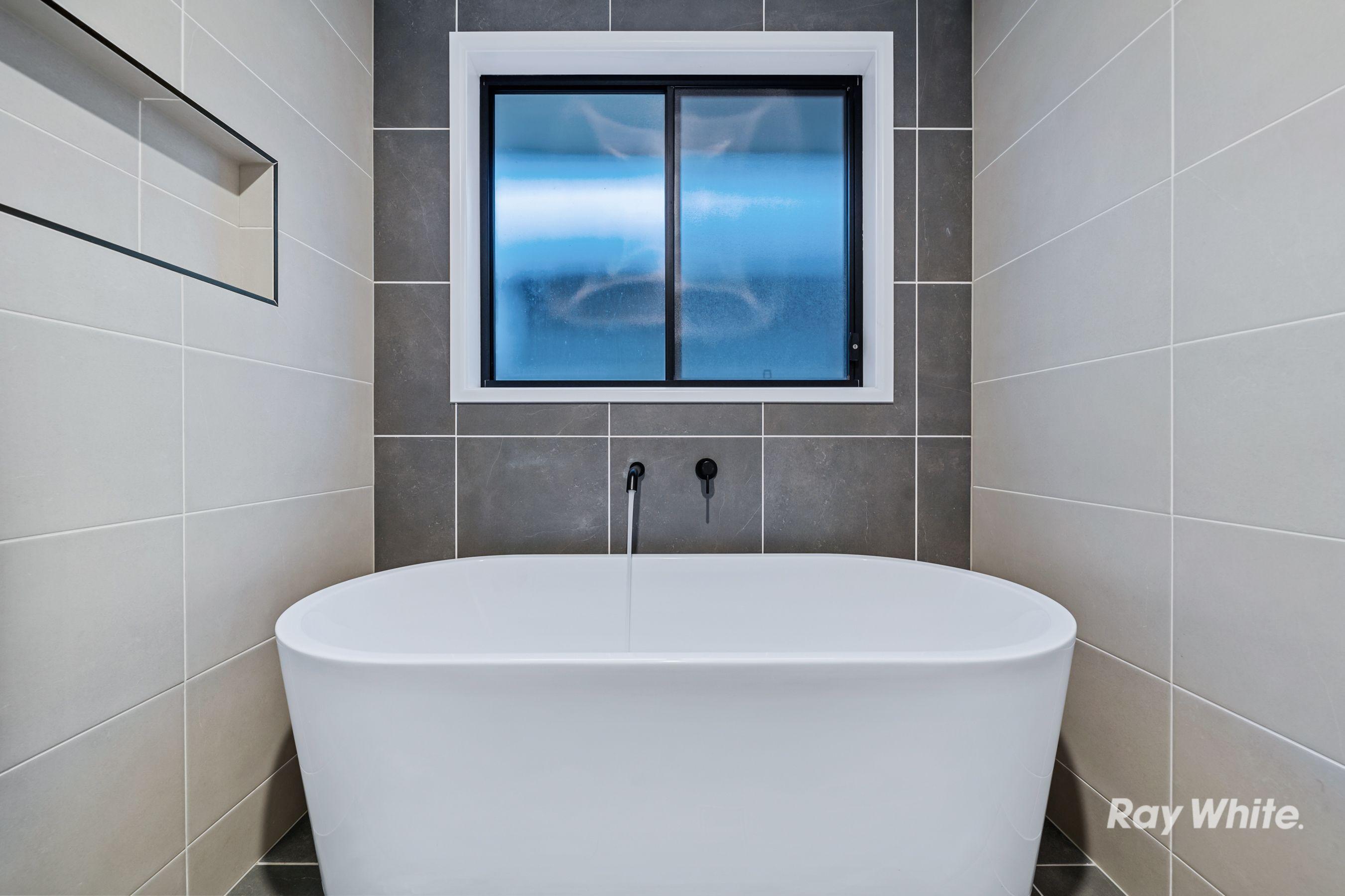 Contemporary Family Retreat with Multiple Living Zones & Solar Power