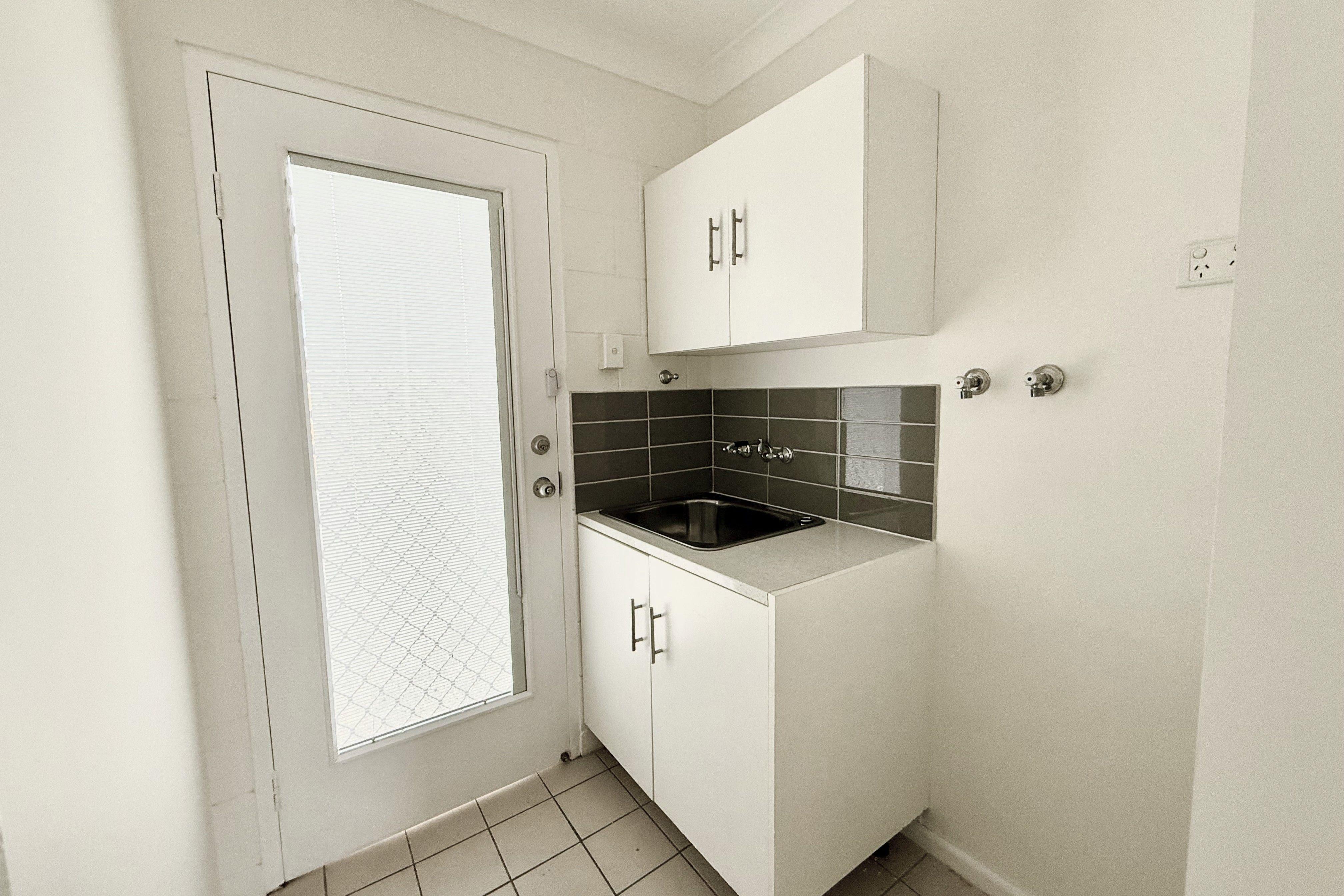 Beautifully Presented Three-Bedroom Home in Mount Louisa