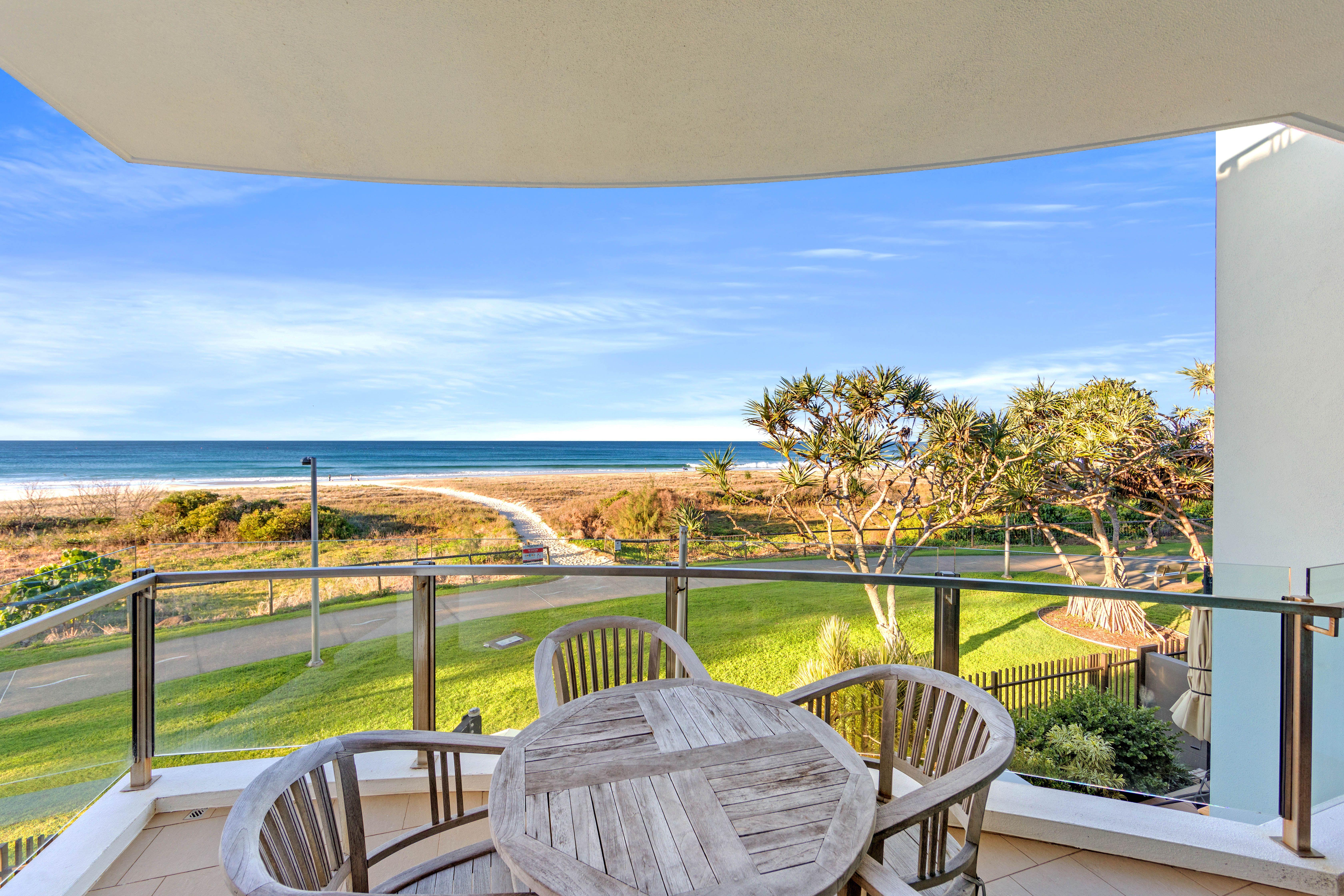Prop-GPT: Apartment: QLD Bilinga, QLD 4225 Home For Rent