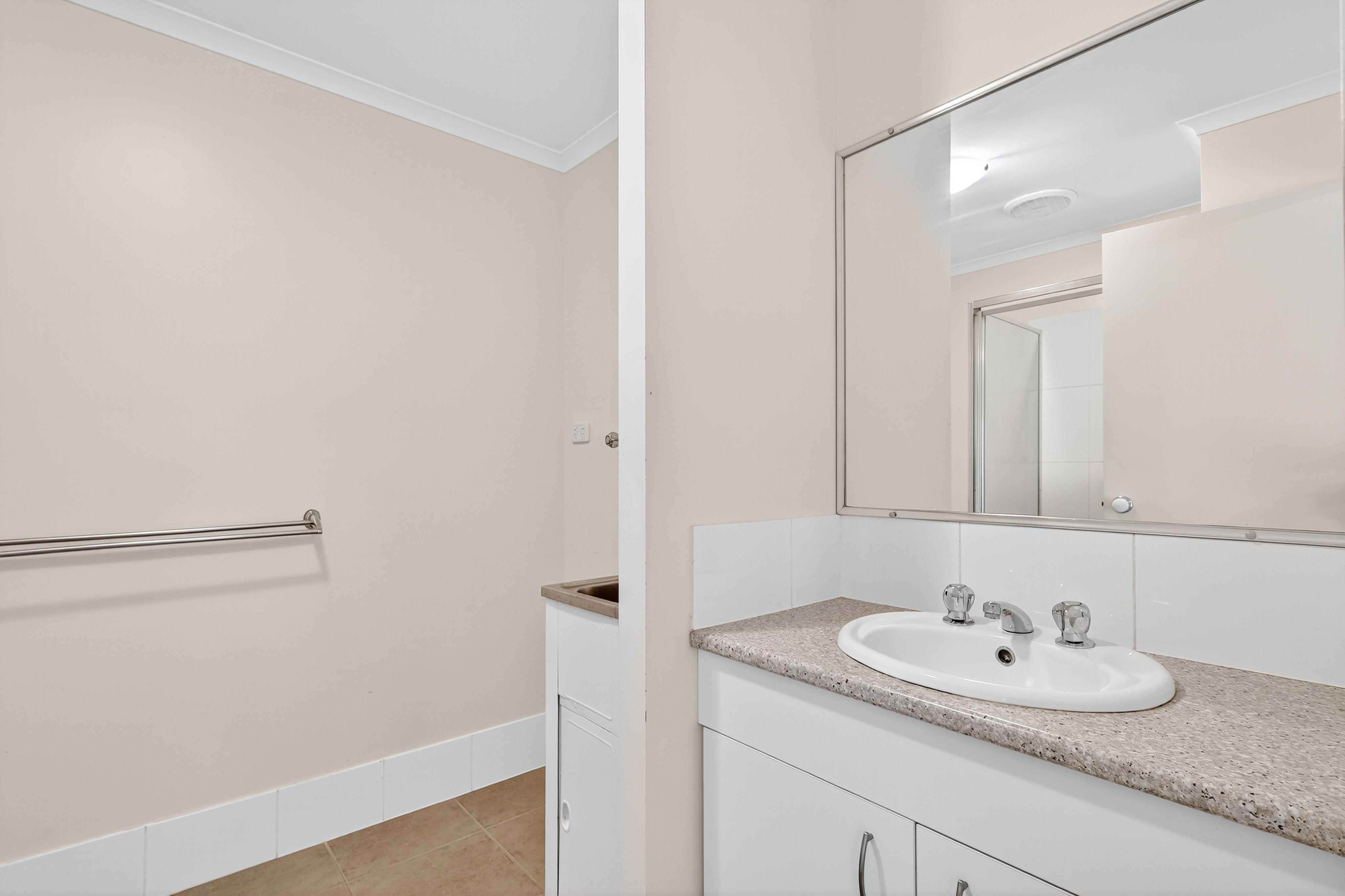 DuplexSemi-detached for Rent: Joyner, QLD 4500, QLD, 4500