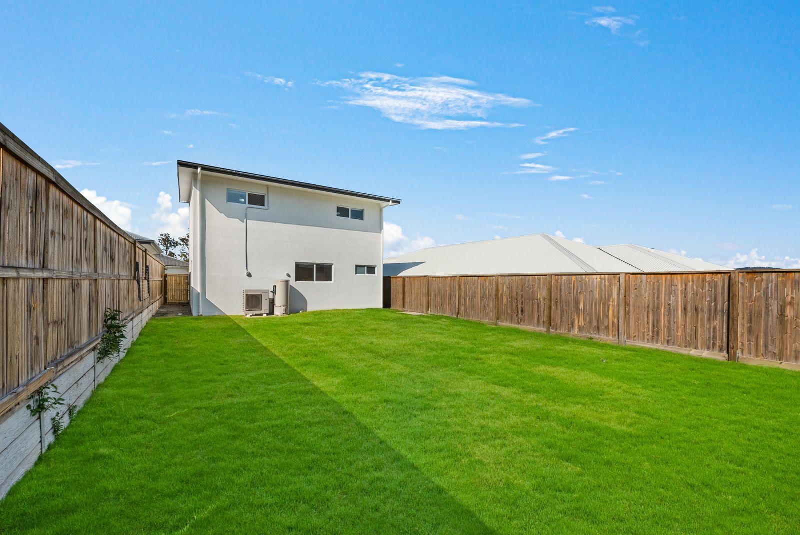 NEAR NEW STYLISH HOME - INCLUDES DOWNSTAIRS STUDIO