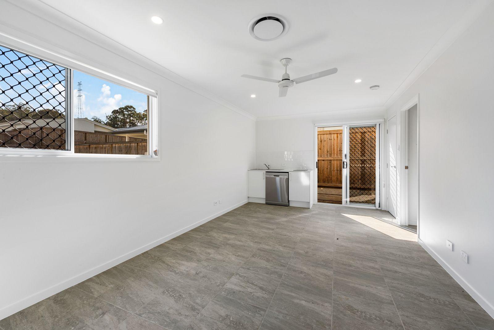 NEAR NEW STYLISH HOME - INCLUDES DOWNSTAIRS STUDIO