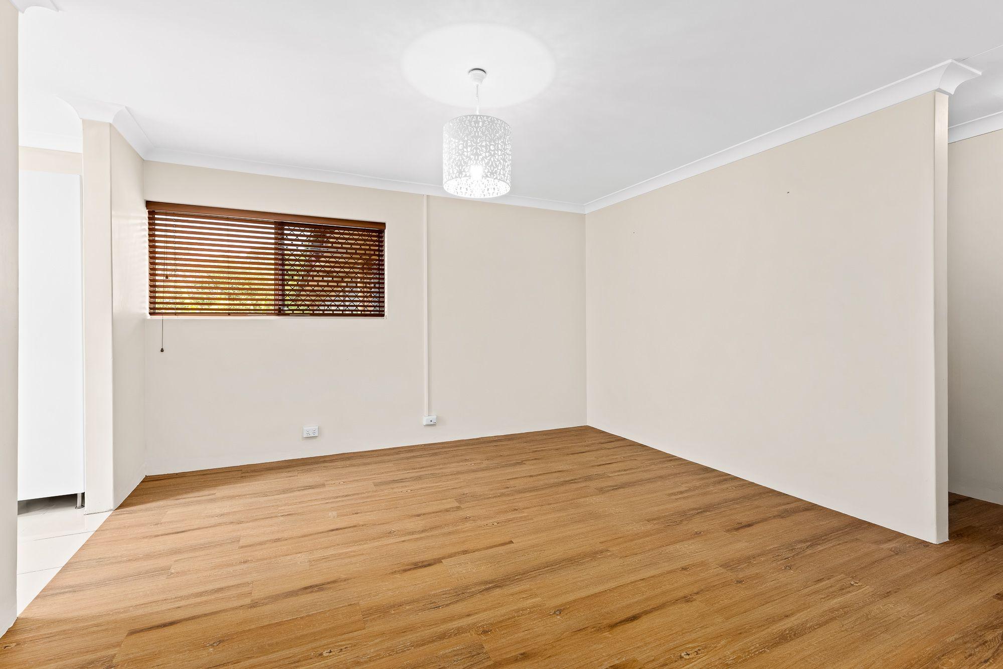 A rare find - 3 bedroom apartment!