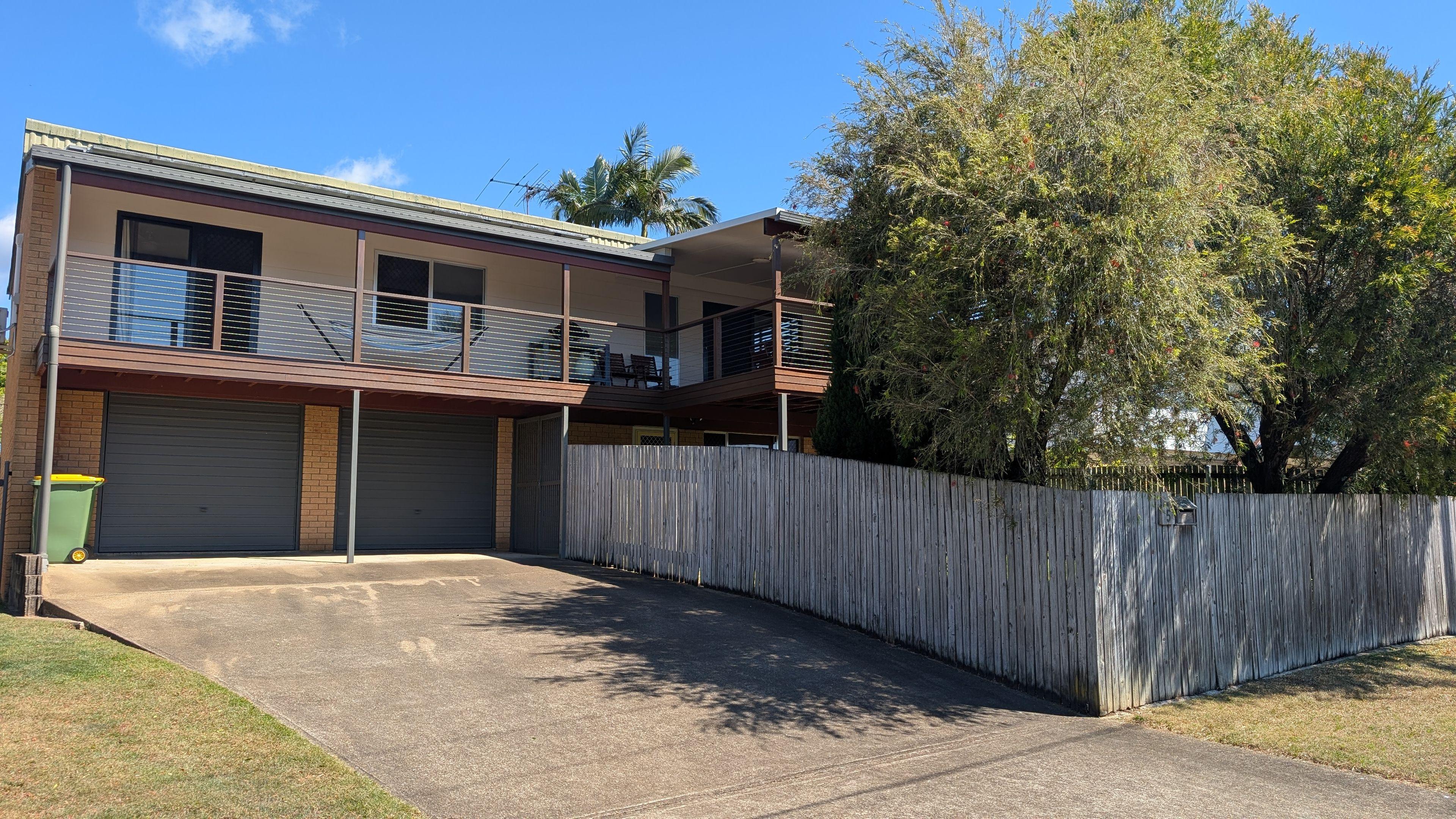 Prop-GPT: House: QLD Birkdale, QLD 4159 Home For Rent