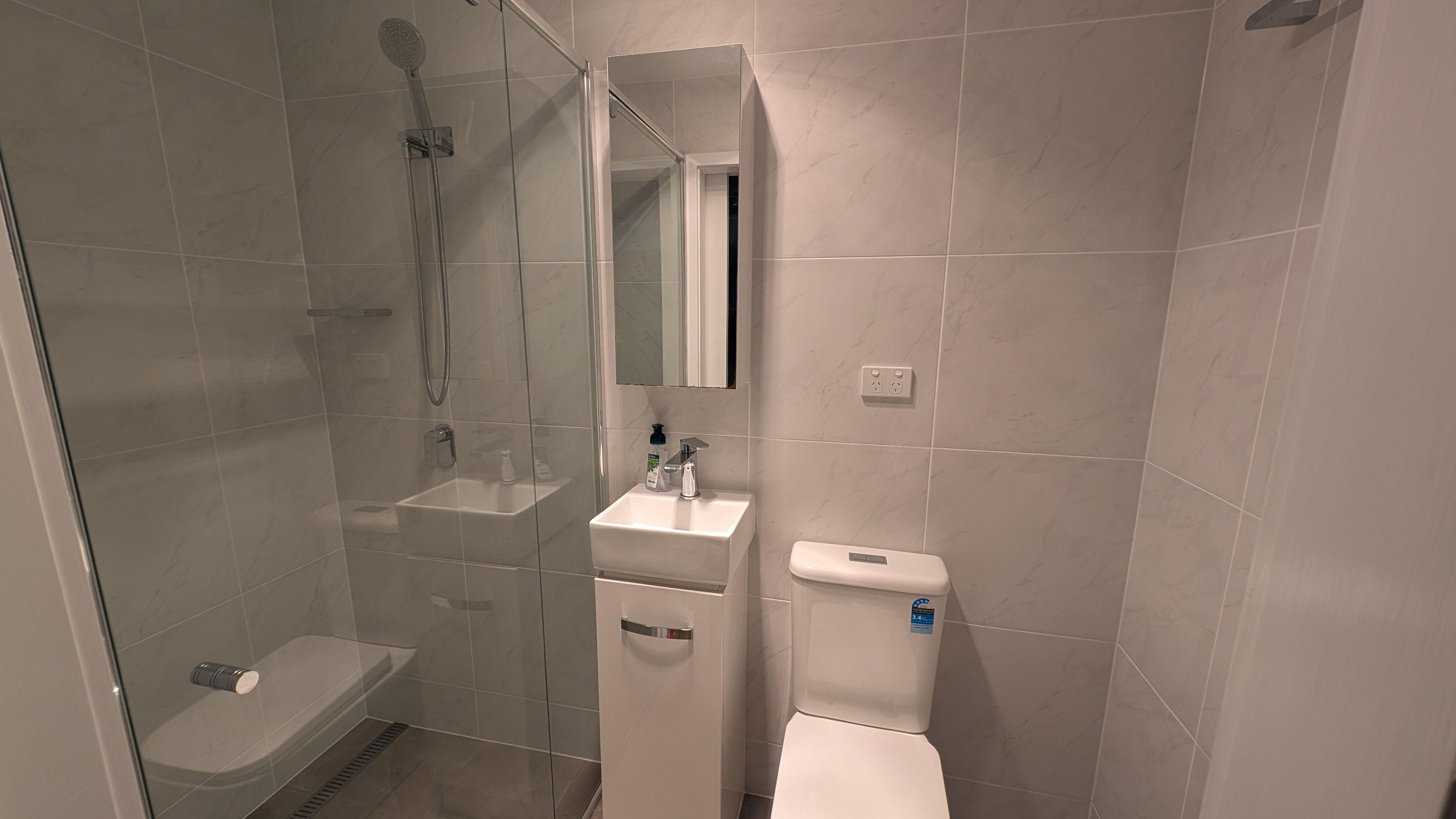 Big, Beautiful & in Birkdale - Spacious Family Home with Dual Living Potential