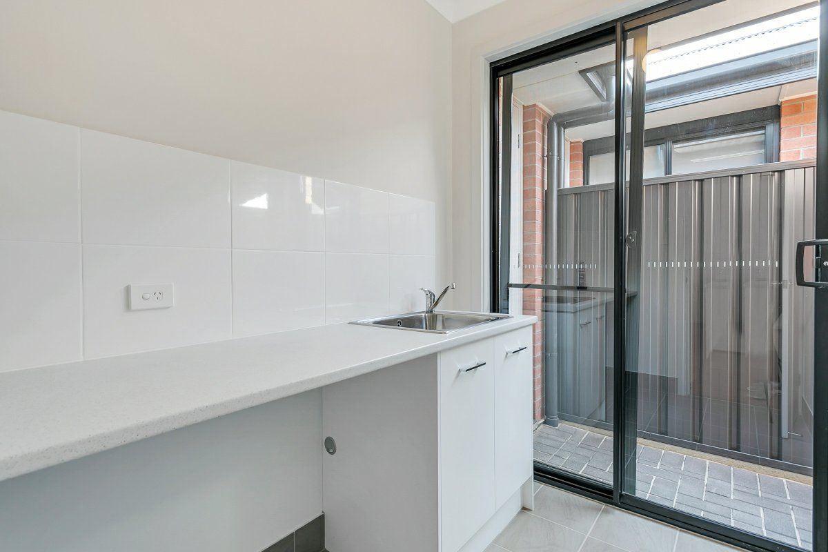 4A Stewart Avenue, ALDINGA BEACH, SA 5173 - House for Rent - harcourts.net