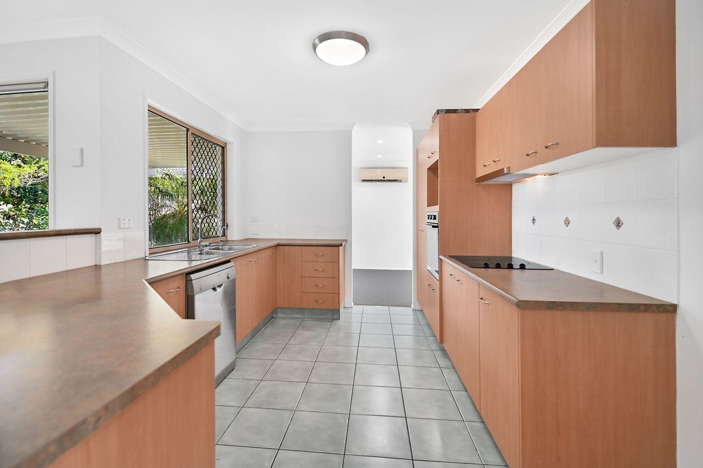 House for Rent: Arundel, QLD 4214, QLD, 4214