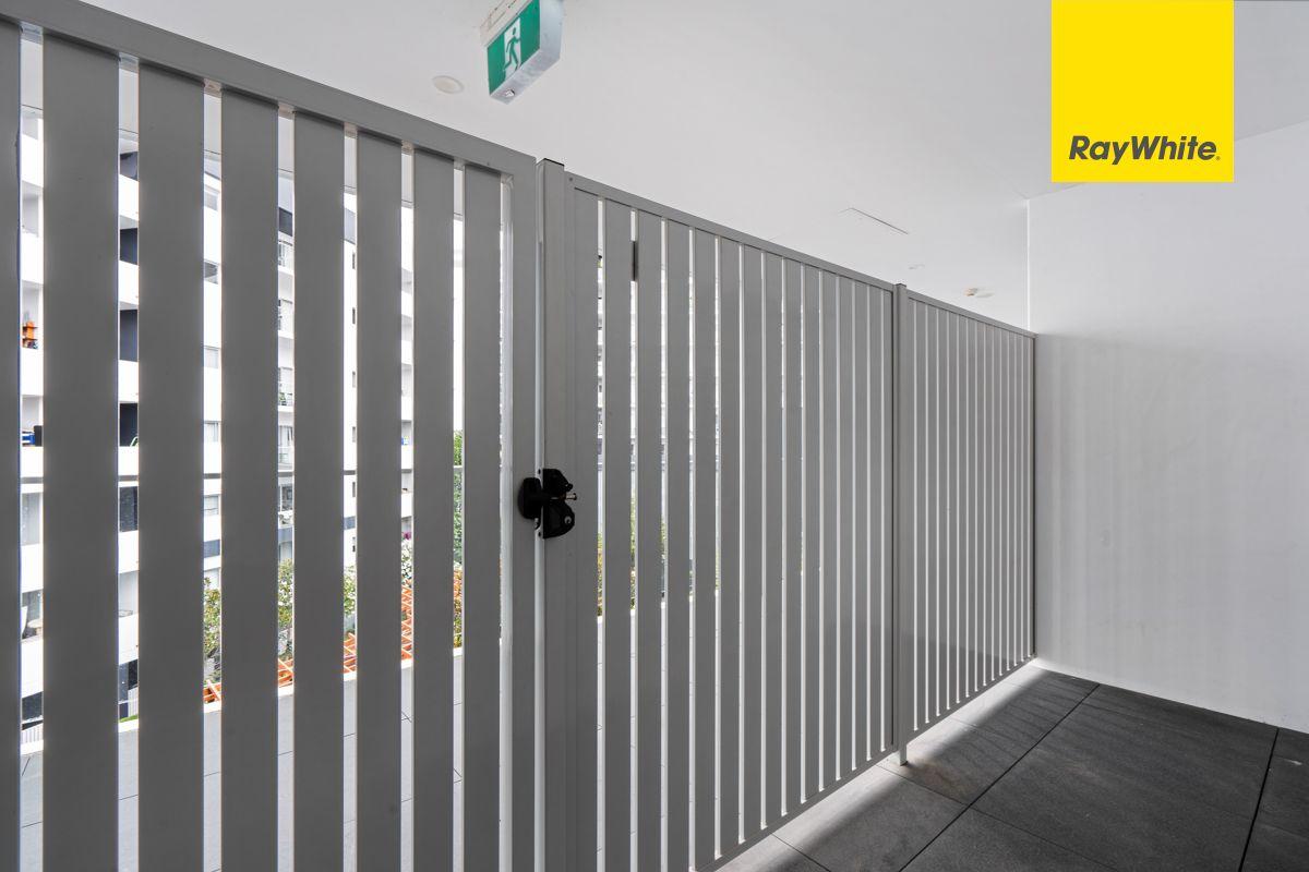 Resort Style Apartment Living- Southport in Greenway