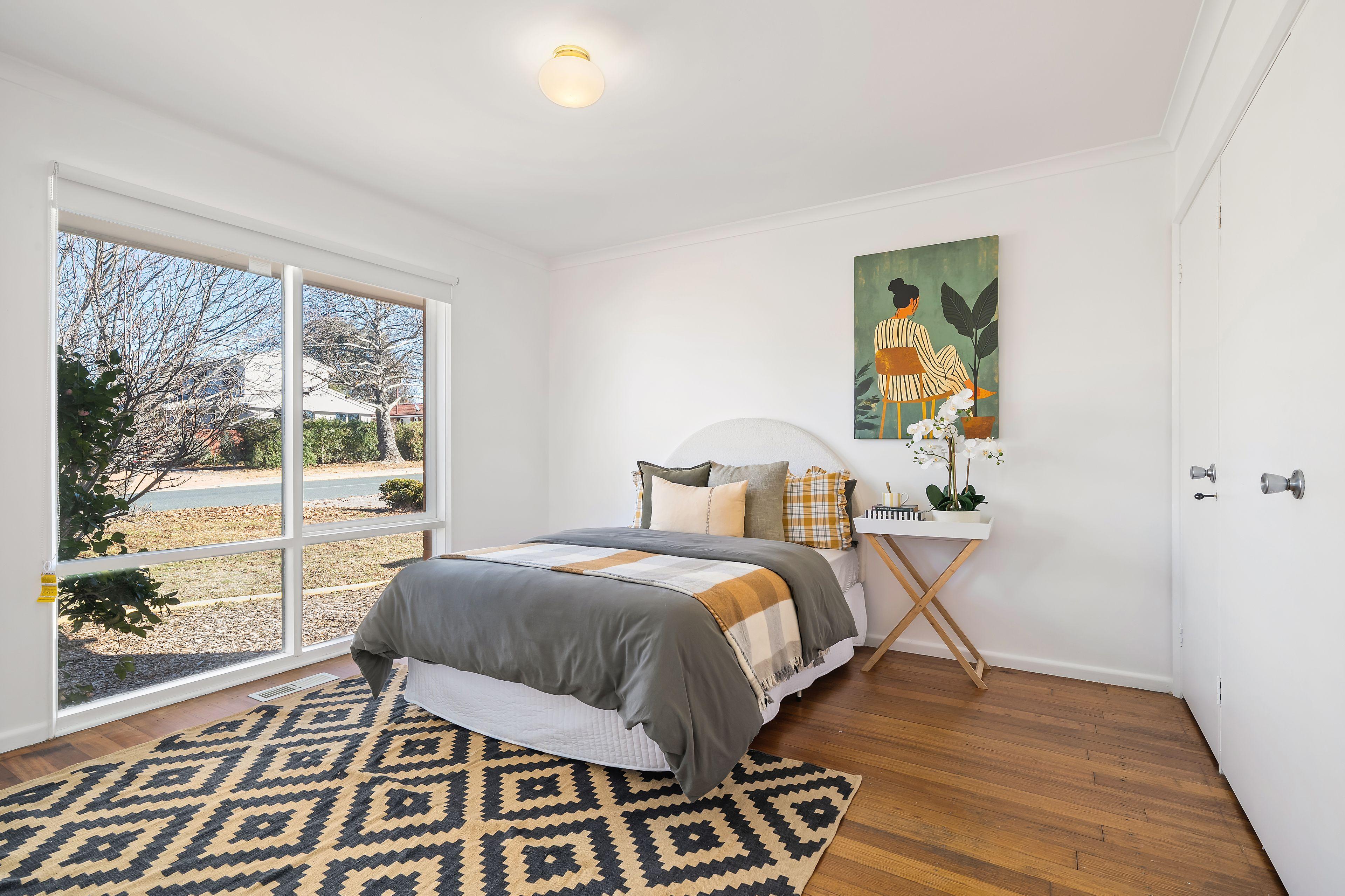 Chifley Home with Charm & Space