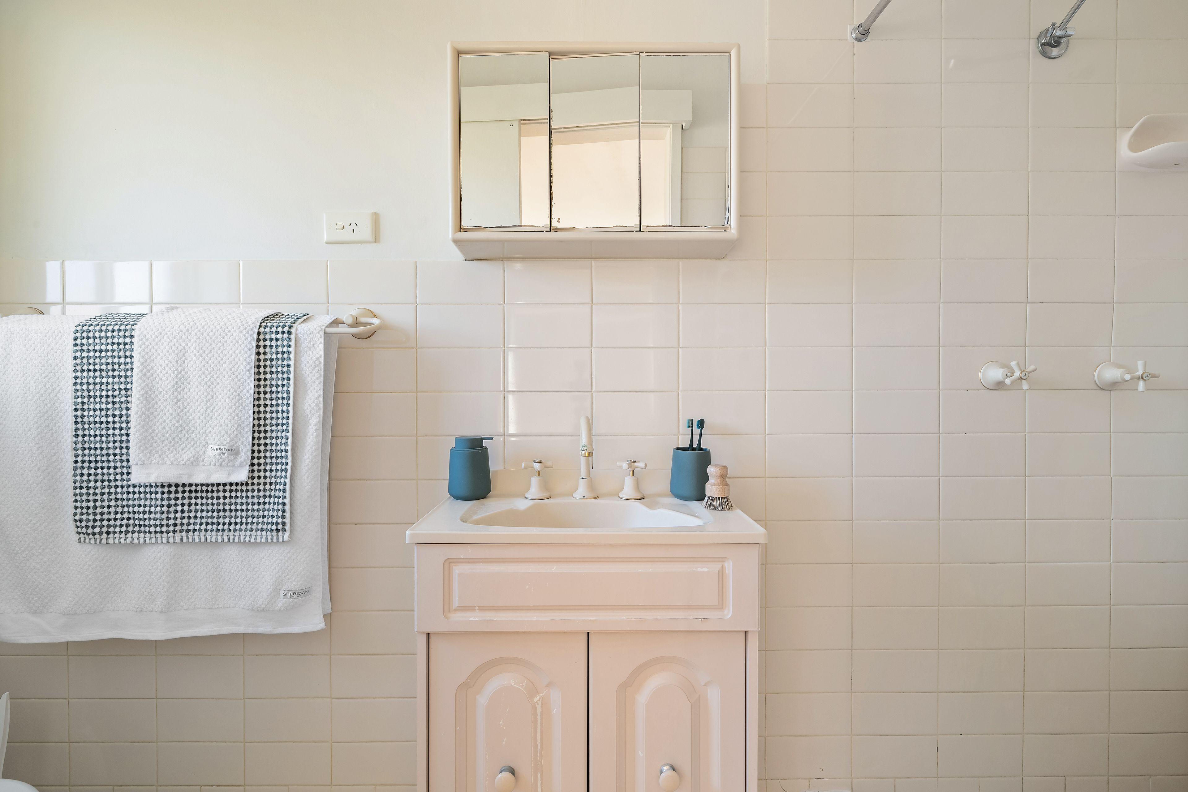 Chifley Home with Charm & Space