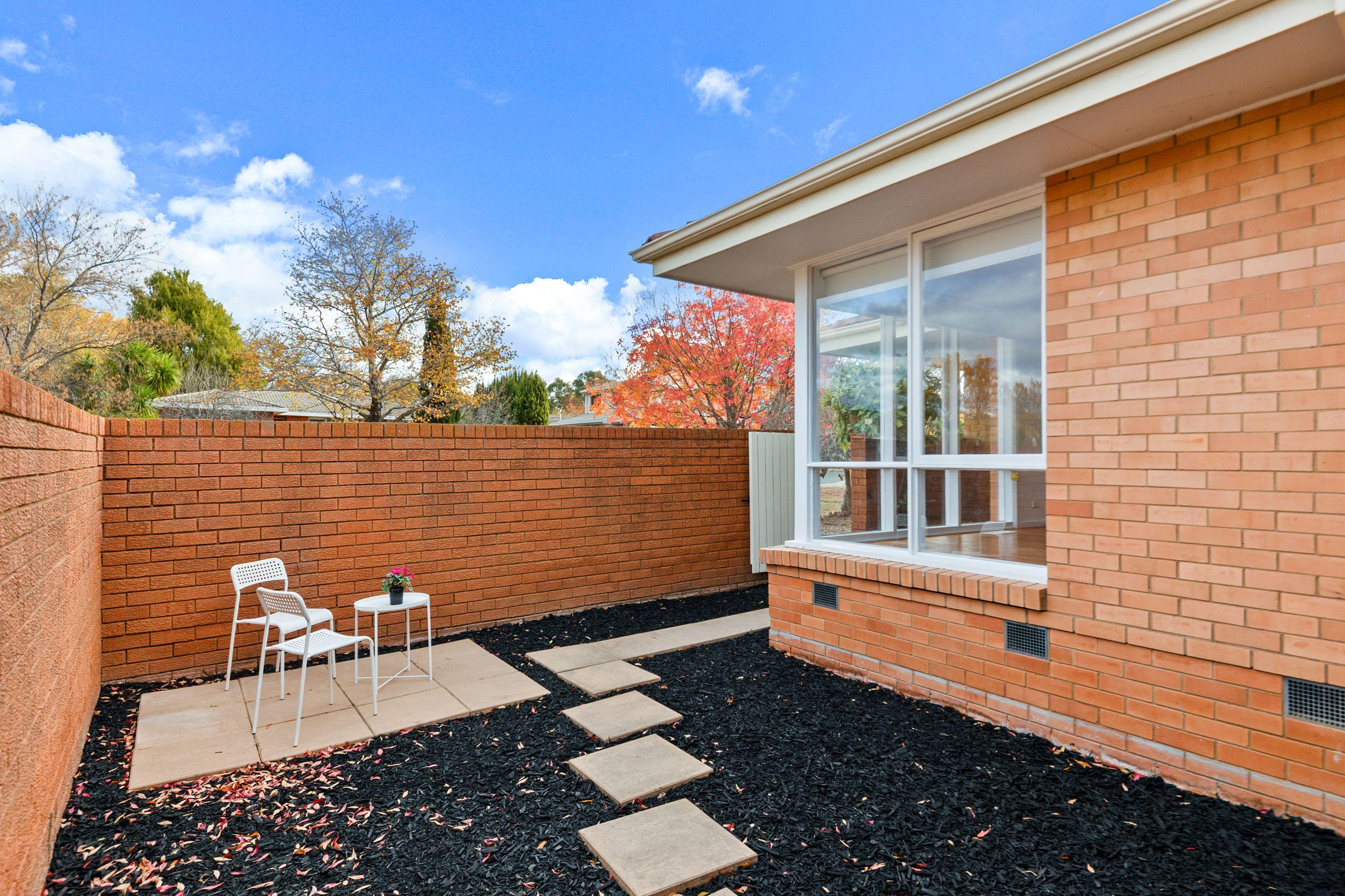 Chifley Home with Charm & Space