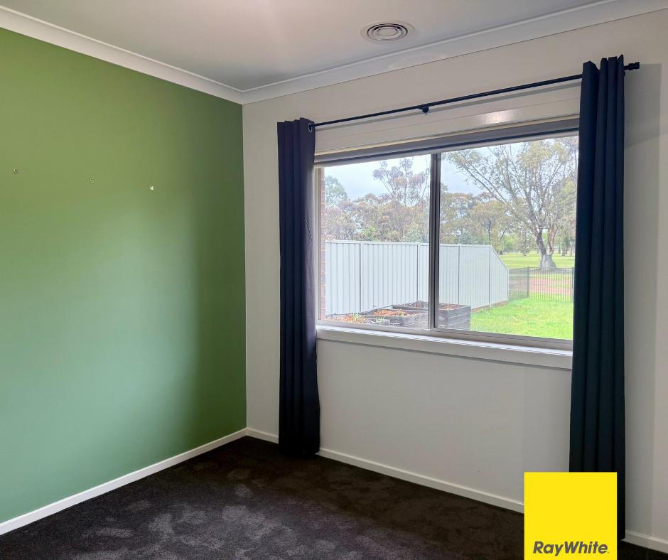 4-Bedroom Family Home Overlooking the Golf Course - Northlinks Estate, Tatura