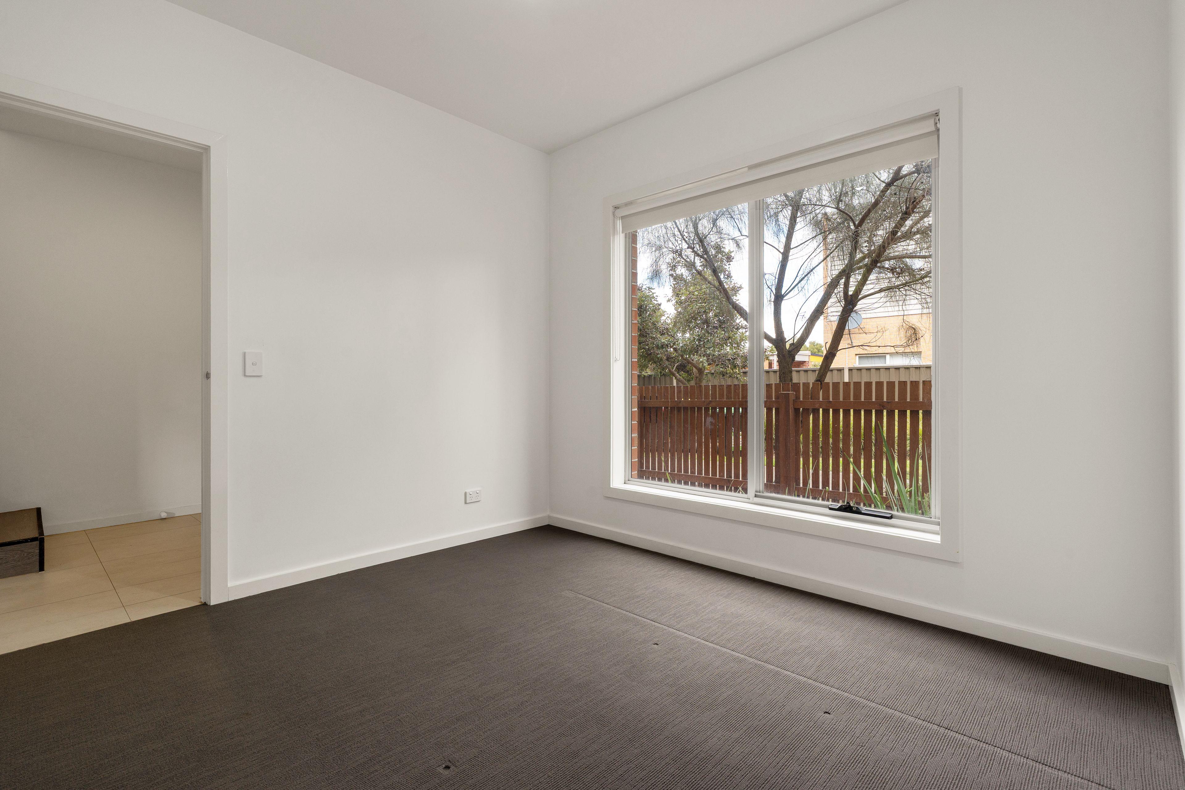 1/6 Little Windrock Lane CRAIGIEBURN