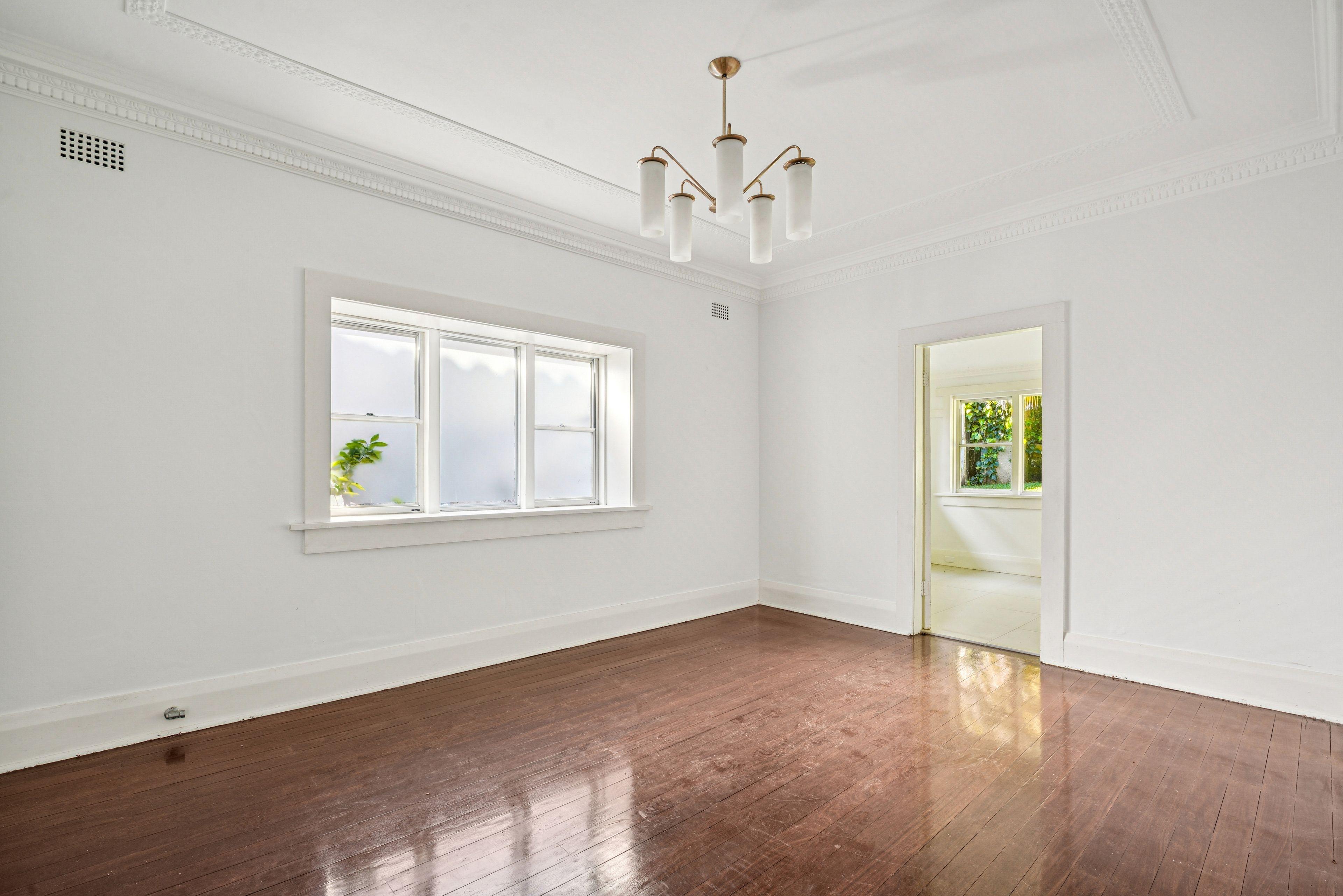 Generously Proportioned And Comfortable Family Home