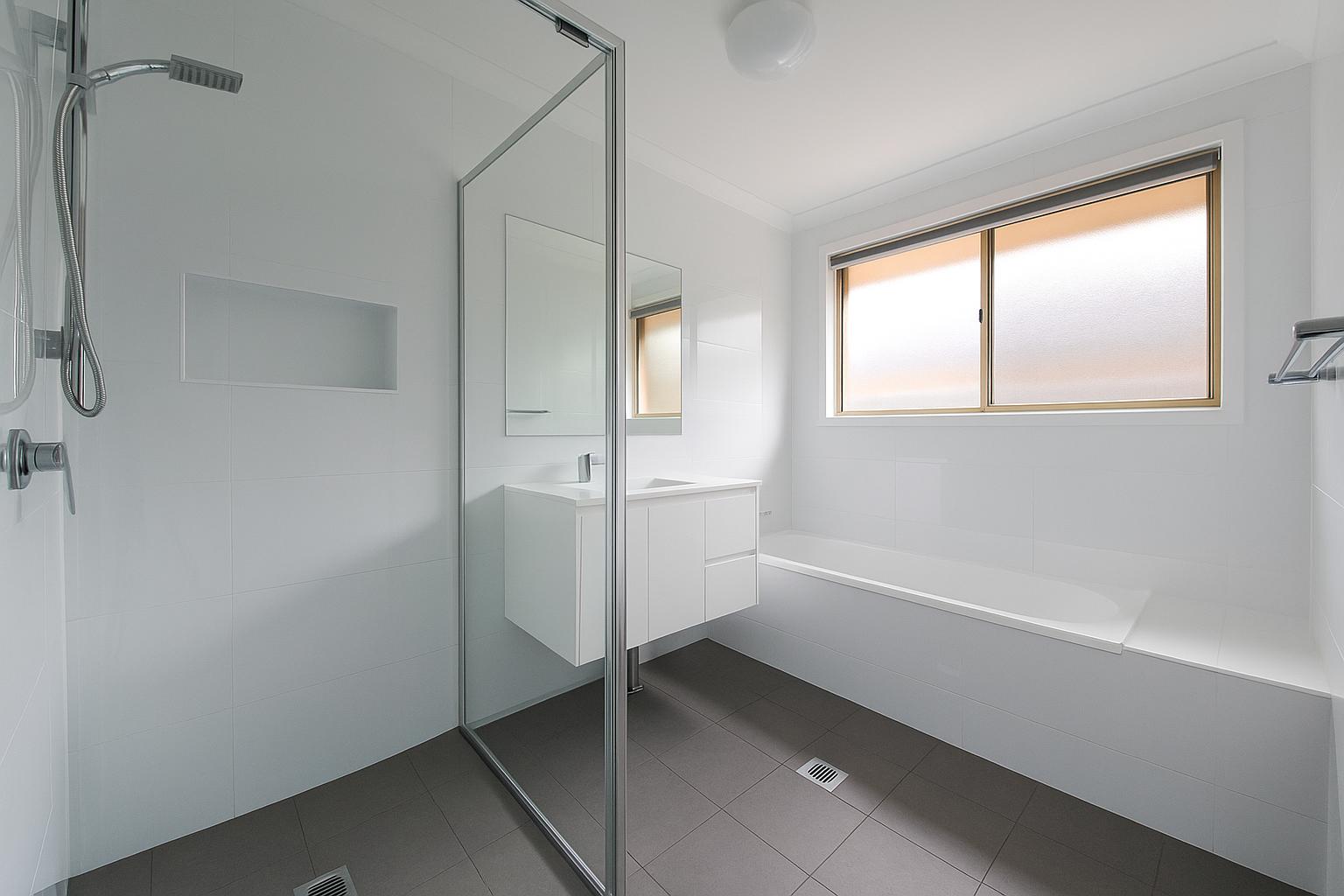 Summer-Ready Duplex in Prime Caves Beach Location