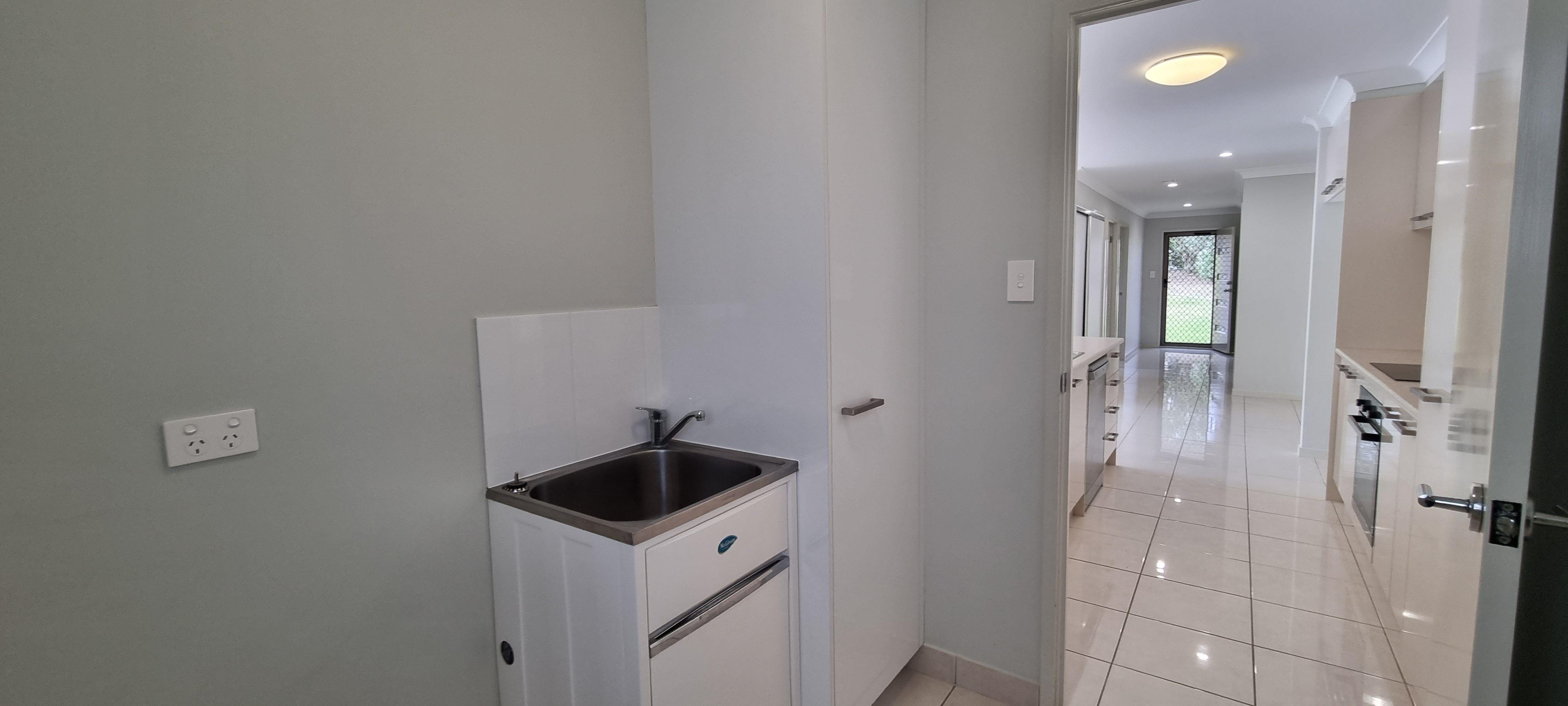 Modern four Bedroom Home in quiet street