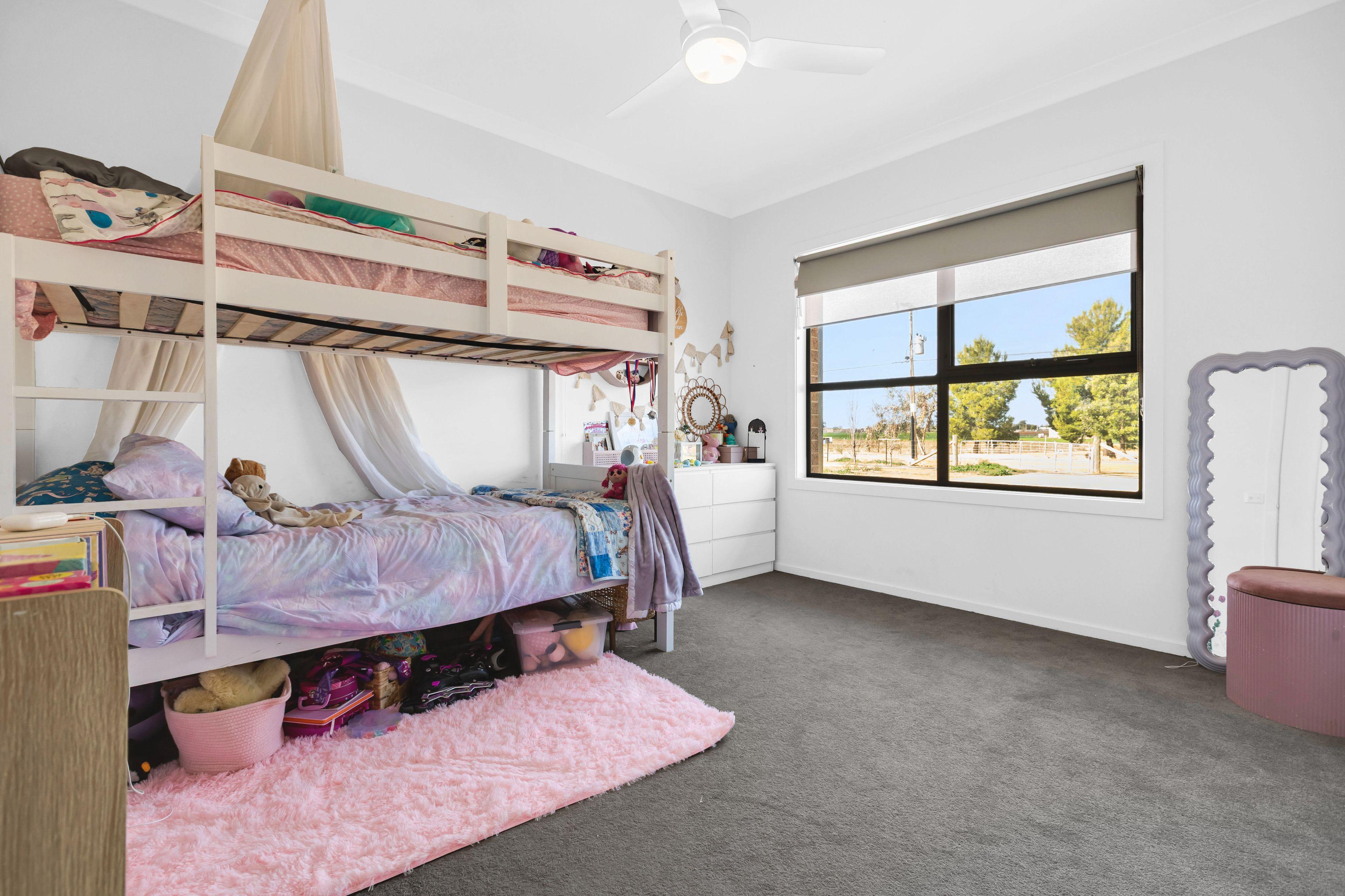 Spacious Family Home in Coomealla