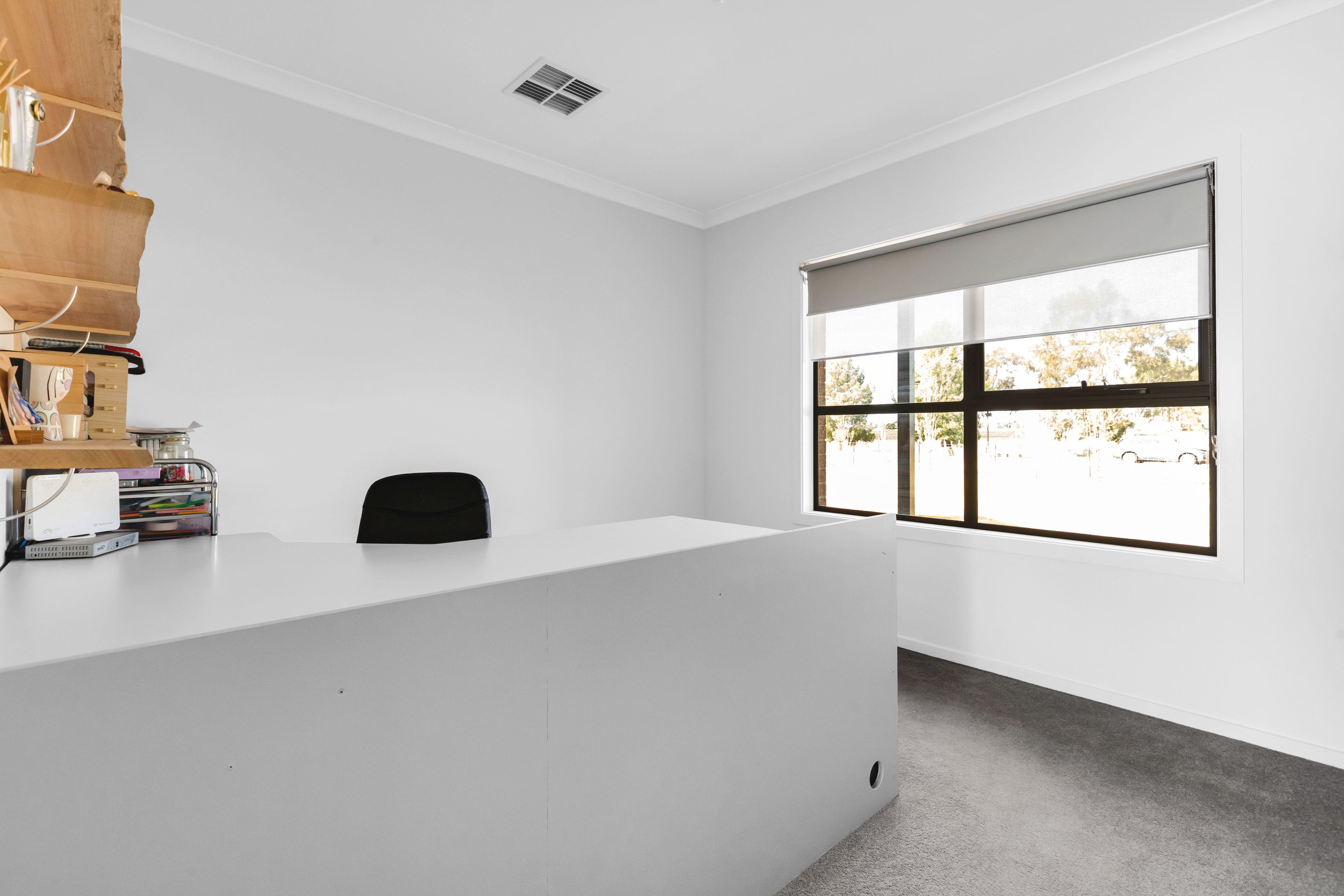 Spacious Family Home in Coomealla
